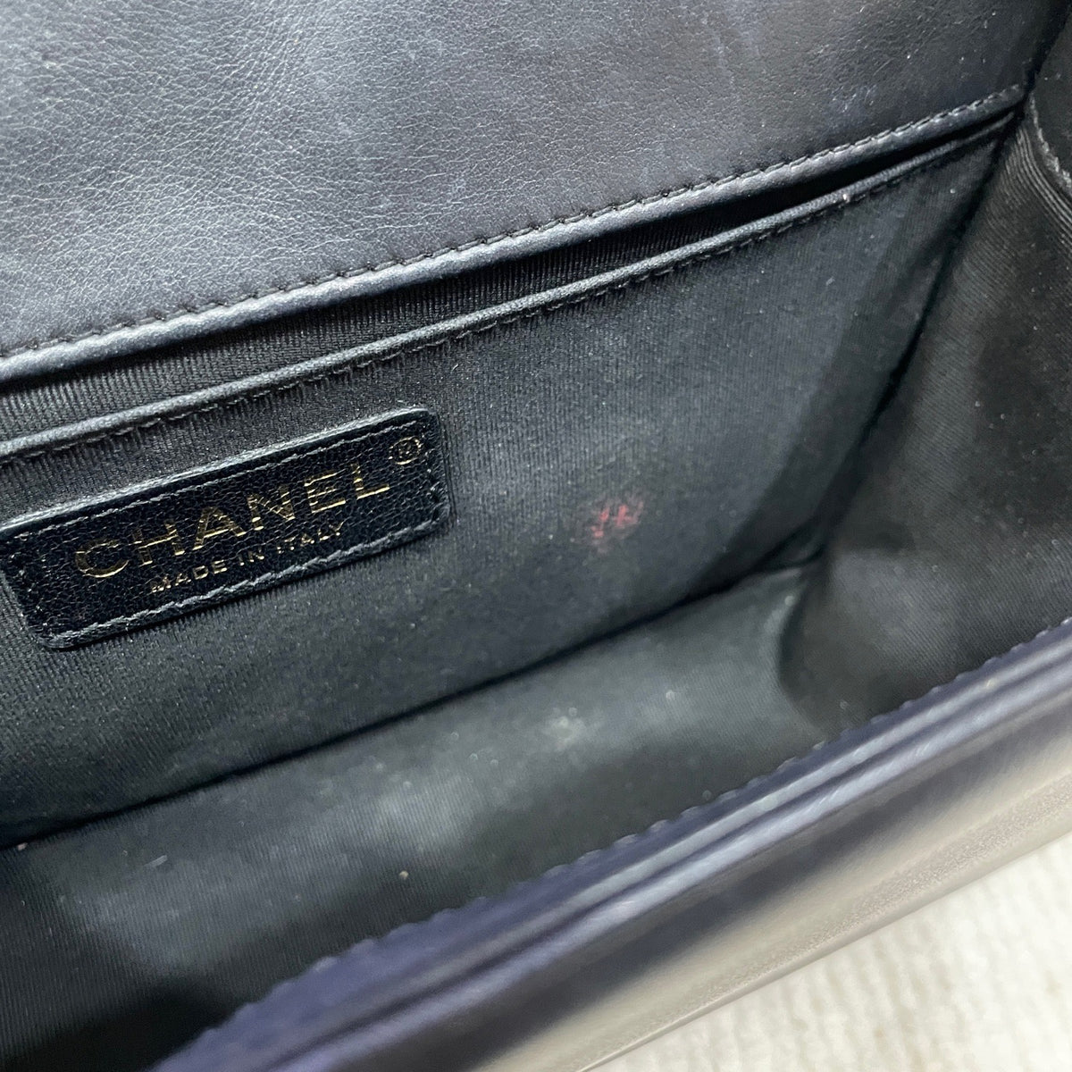 Chanel - Boy Chanel Medium - Leather - Black - (medium)