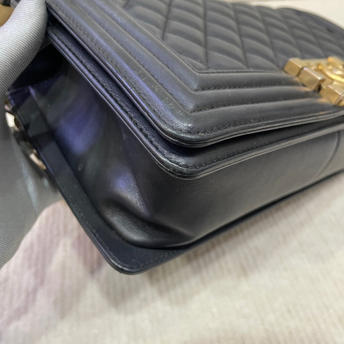 Chanel - Boy Chanel Medium - Leather - Black - (medium)