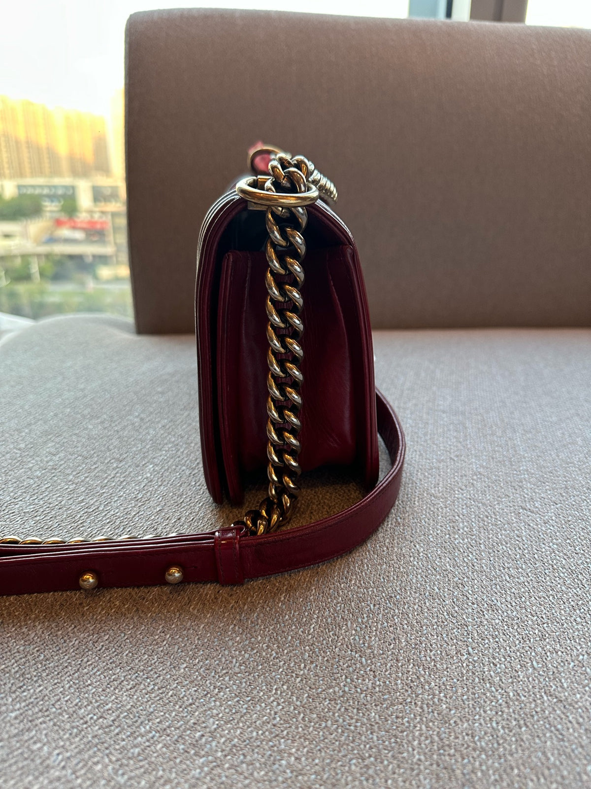 Chanel - Boy Chanel Medium - Leather - Burgundy - (medium)