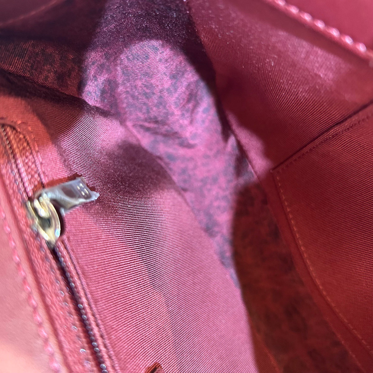 Chanel - Boy Chanel Medium - Leather - Burgundy - (medium)
