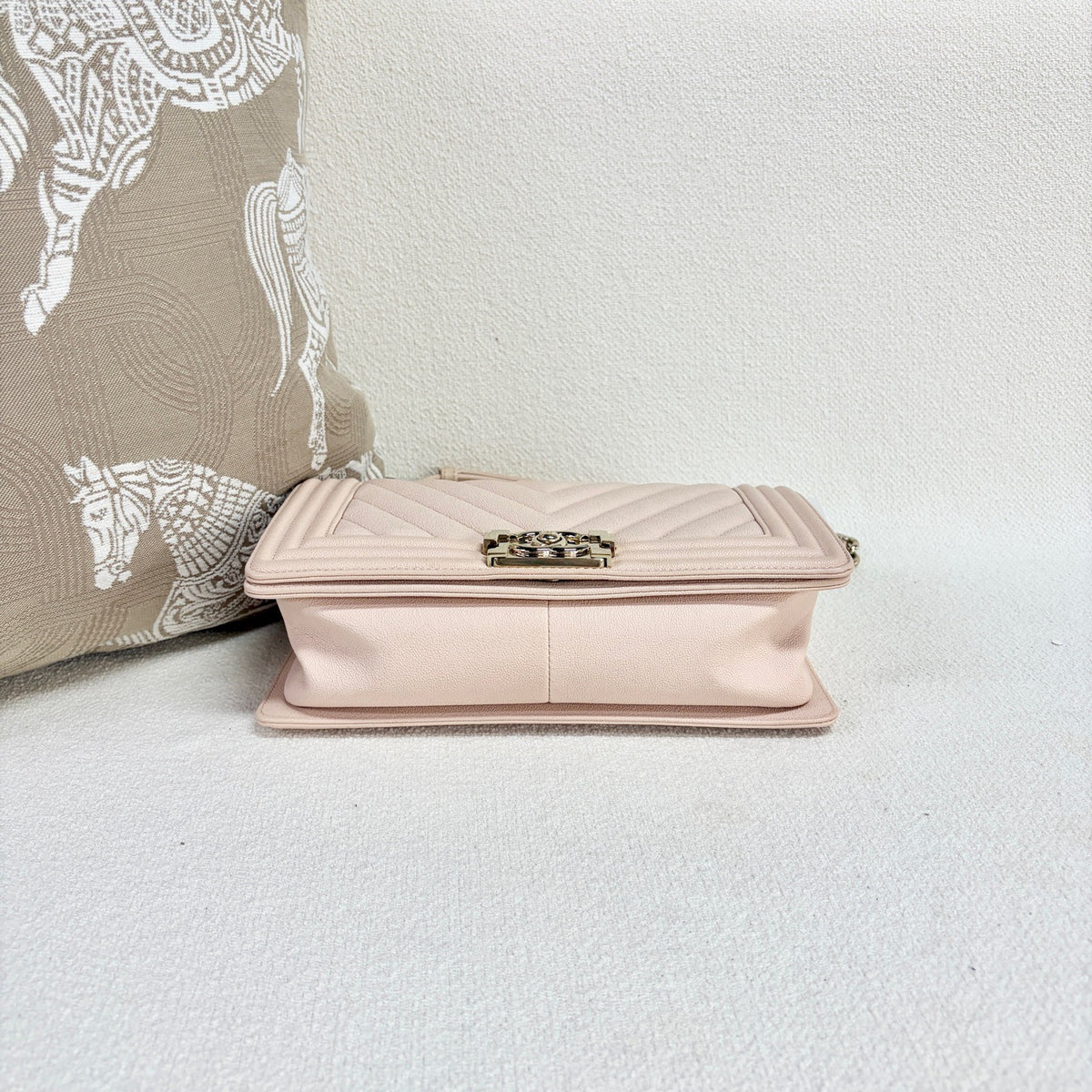 Chanel - Boy Chanel Medium - Leather - Pink - (Medium)