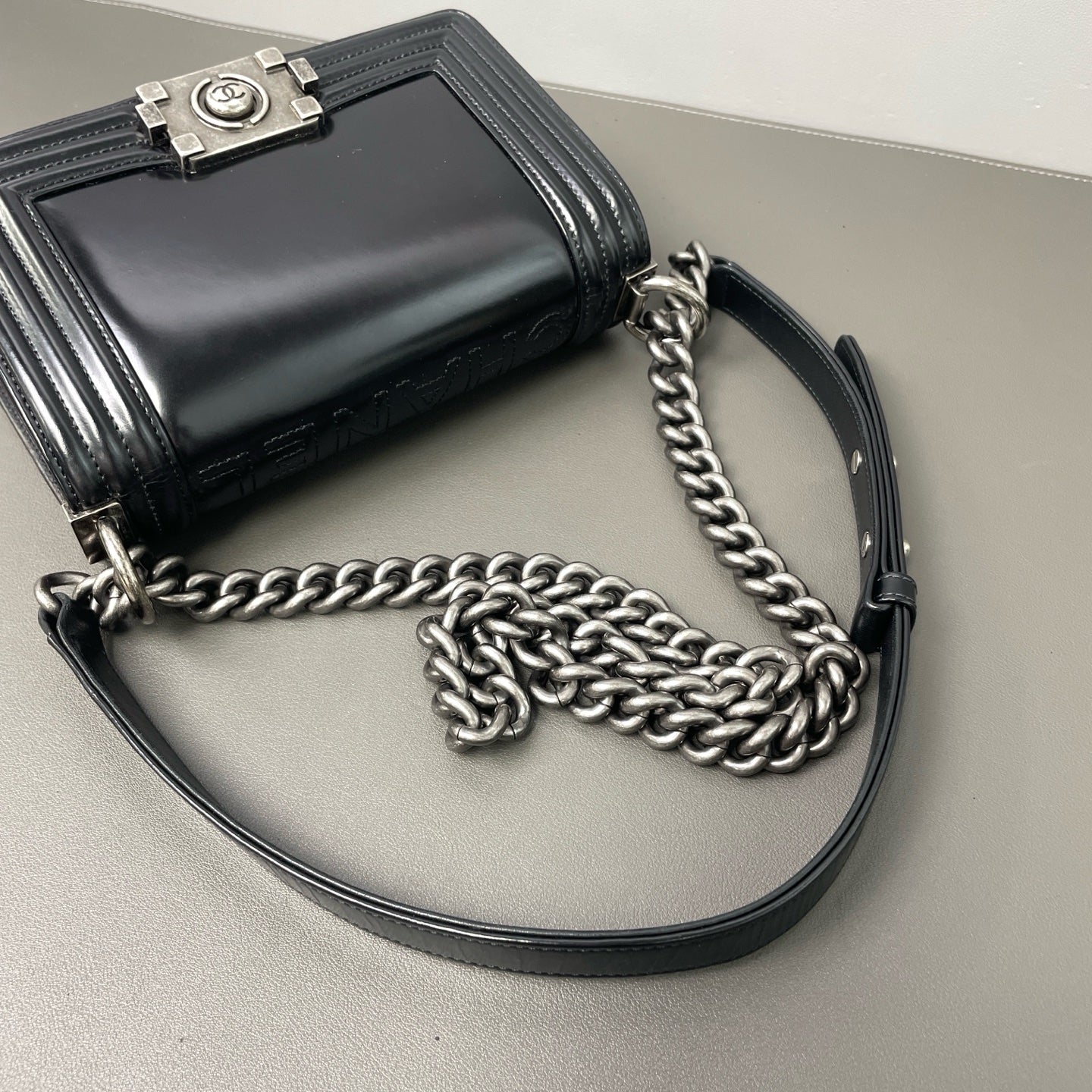 Chanel - Boy Chanel - Patent leather - Black - (Small)