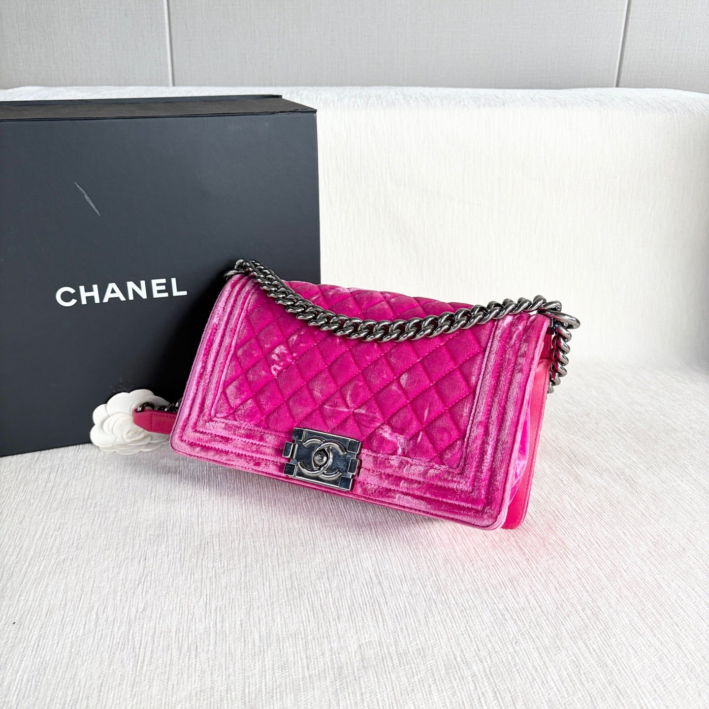 Chanel - Boy Chanel - Velvet - Pink - (Medium)
