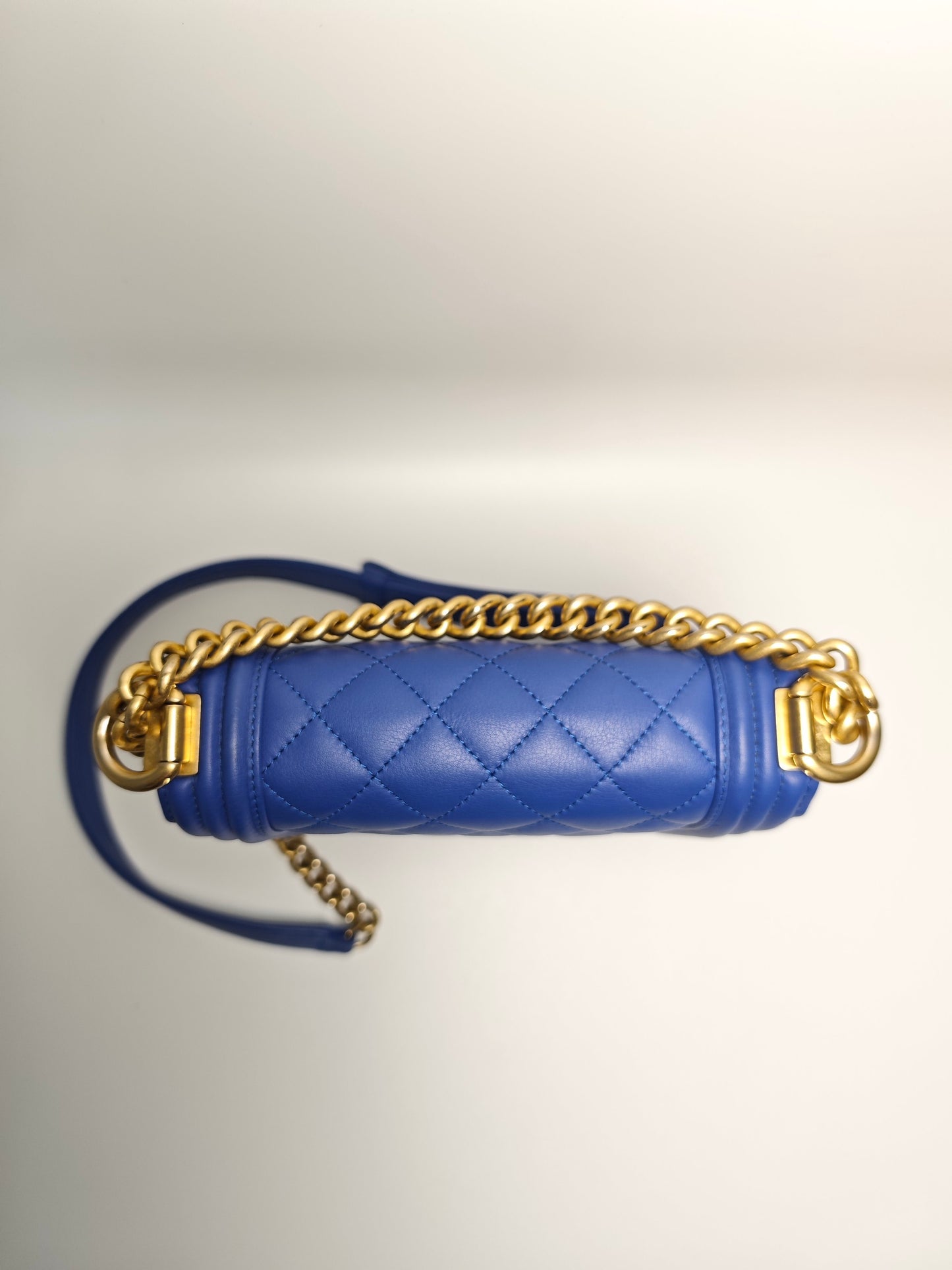 Chanel - Boy Chanel Vertical Phone Bag - Calfskin - Blue - (mini)