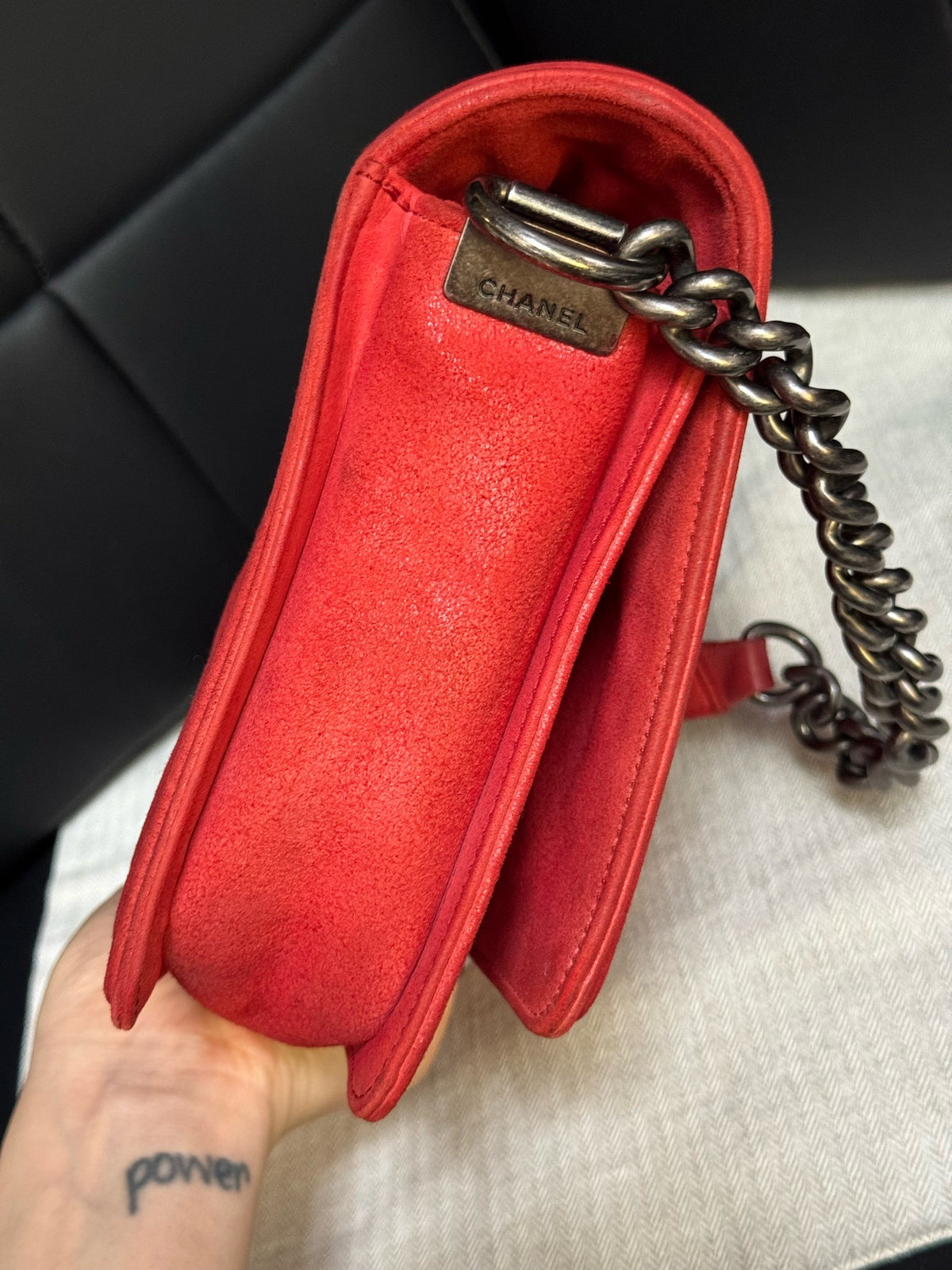 Chanel - Boy Chanel Vertical - Suede - Red - (small)