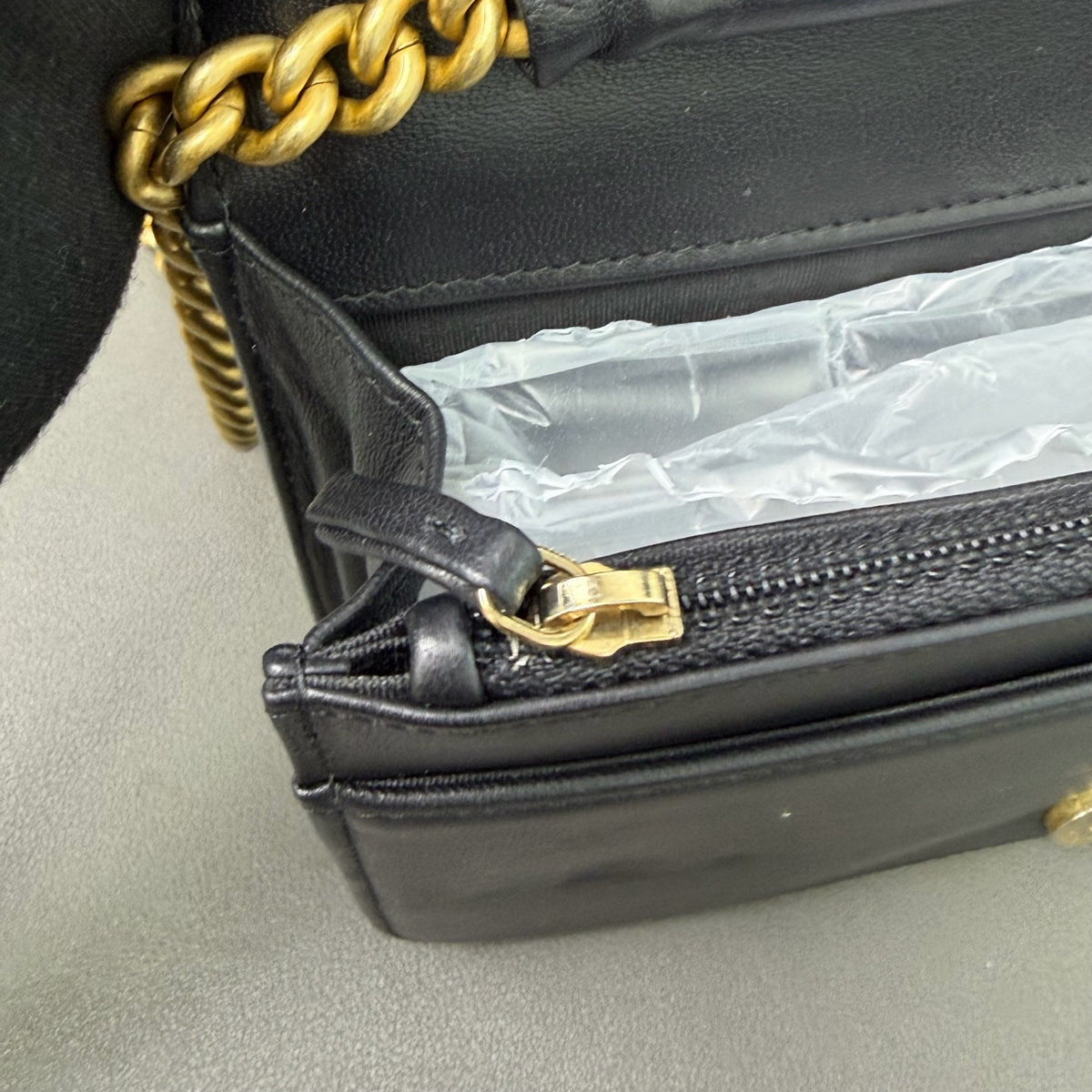 Chanel - Boy Chanel Wallet on Chain - Leather - Black - (Small)