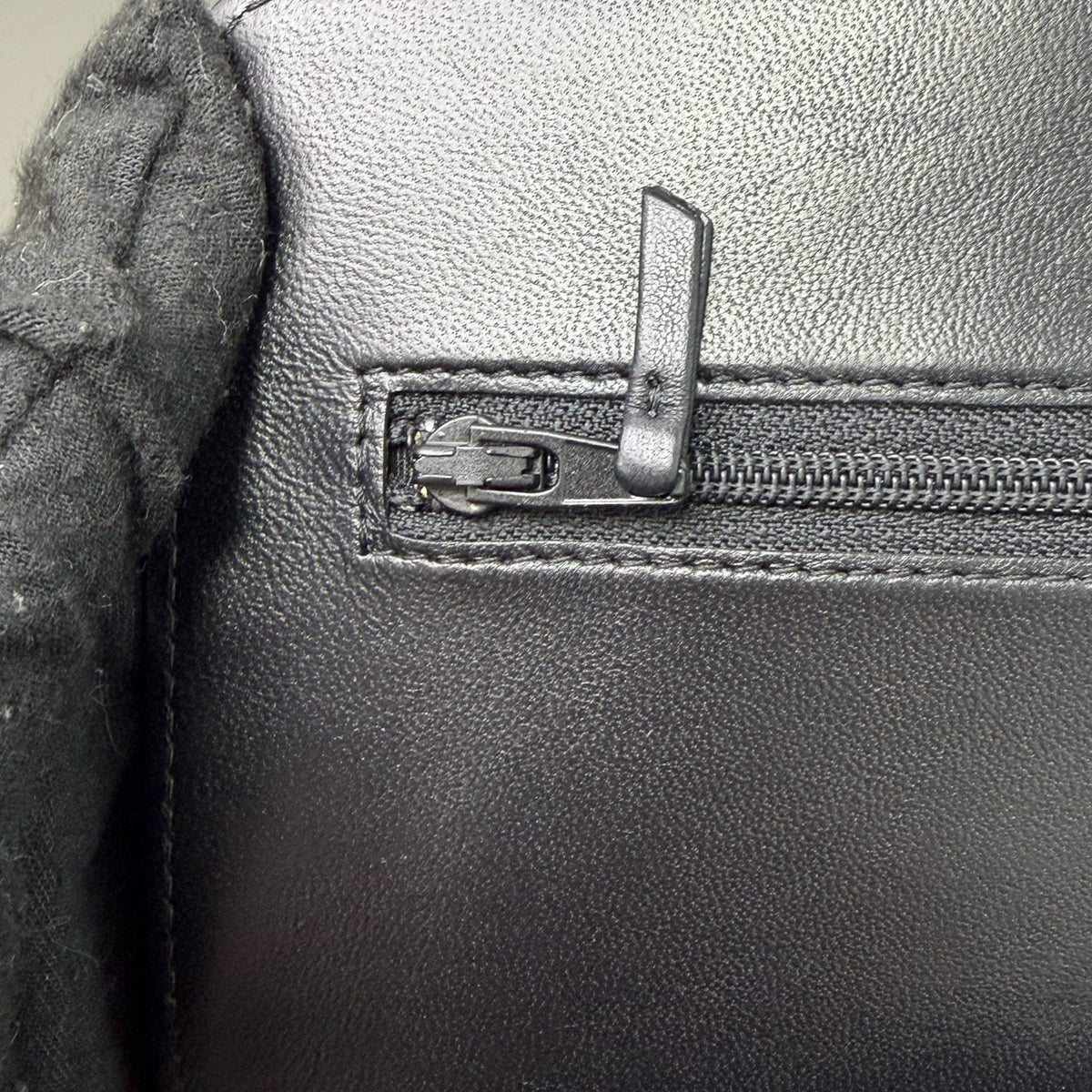 Chanel - Boy Chanel Wallet on Chain - Leather - Black - (Small)