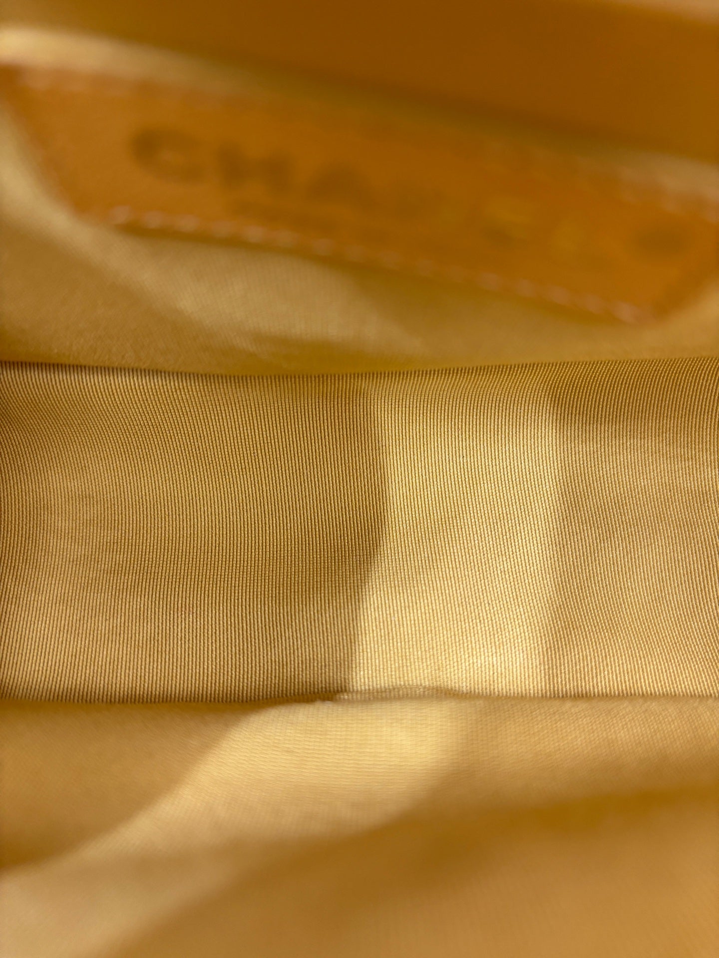 Chanel - Boy - Cowhide leather - Yellow - (Medium)