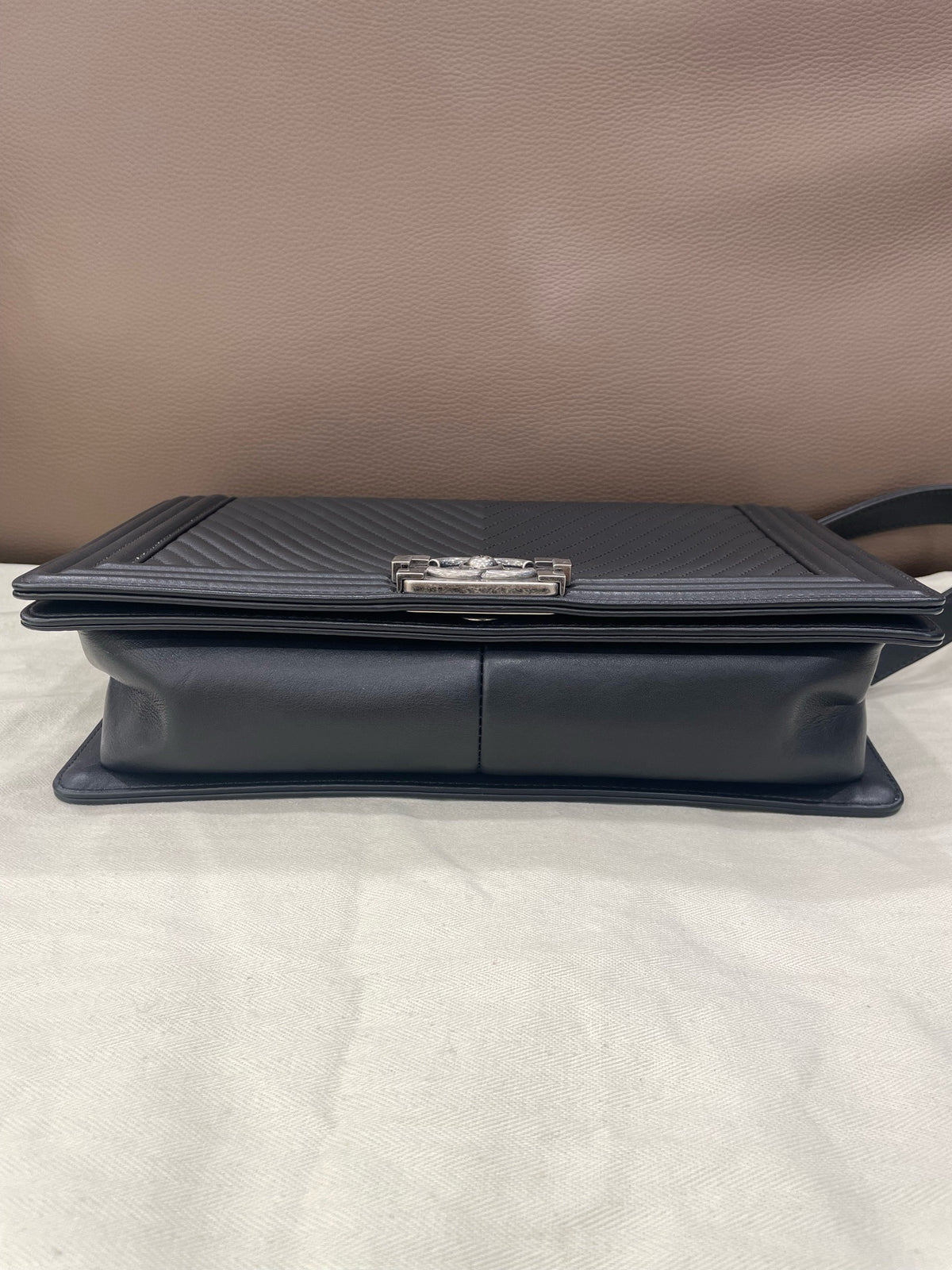 Chanel - Boy Large - Leather - Black - (large)