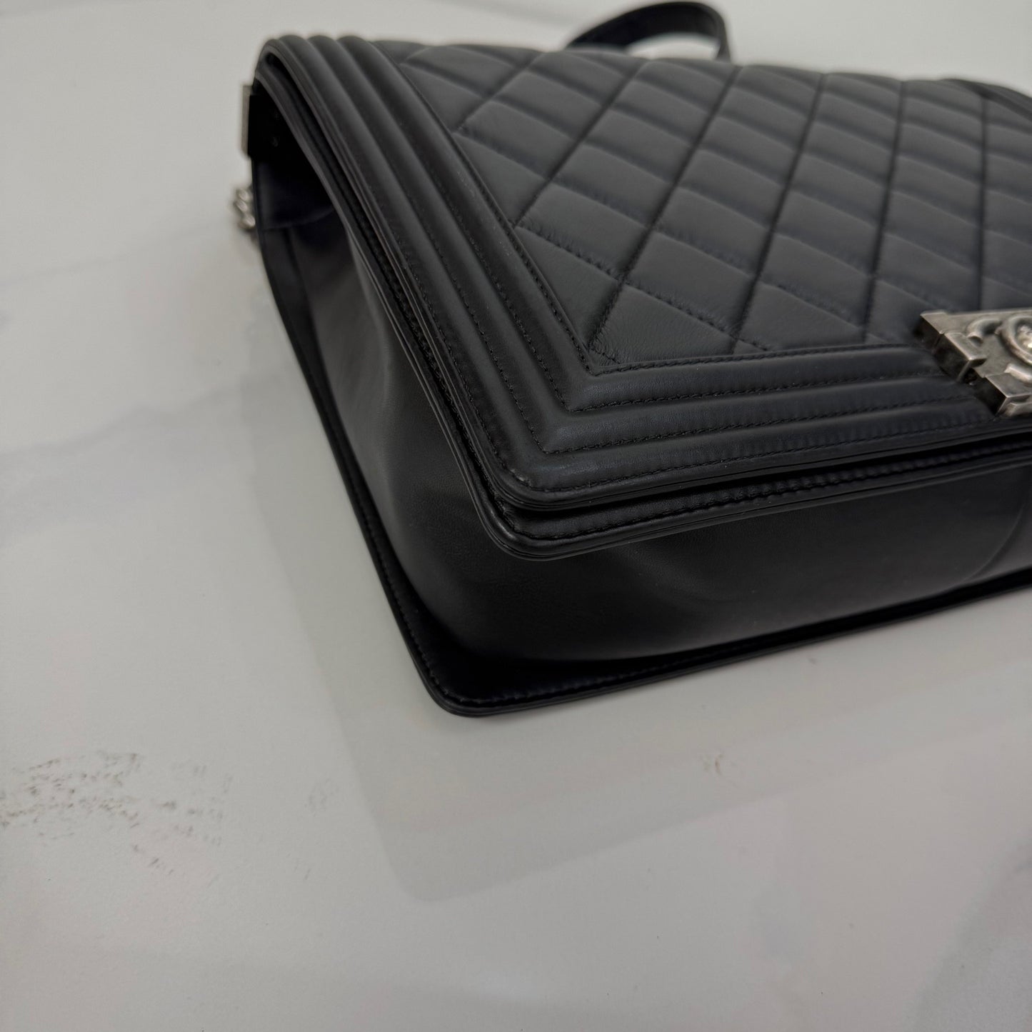 Chanel - Boy - Leather - Black - (large)