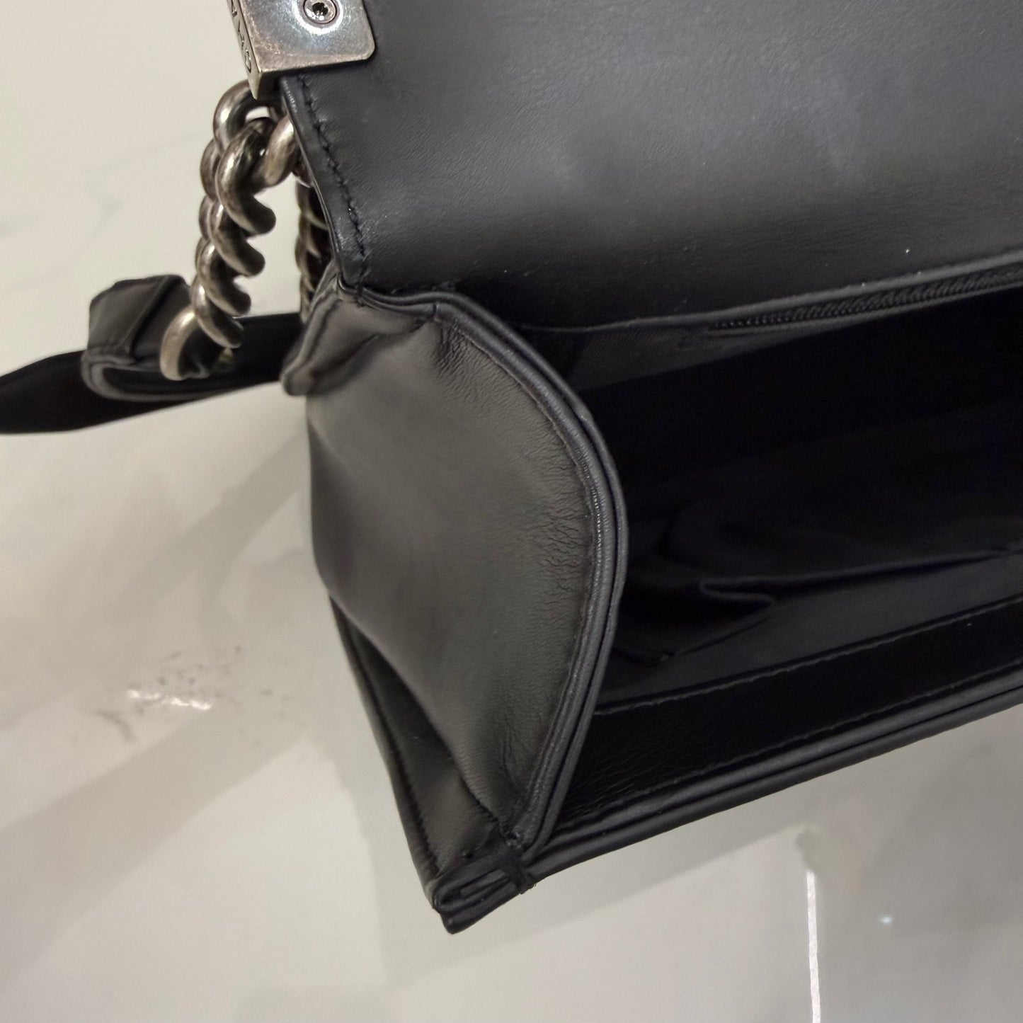 Chanel - Boy - Leather - Black - (large)