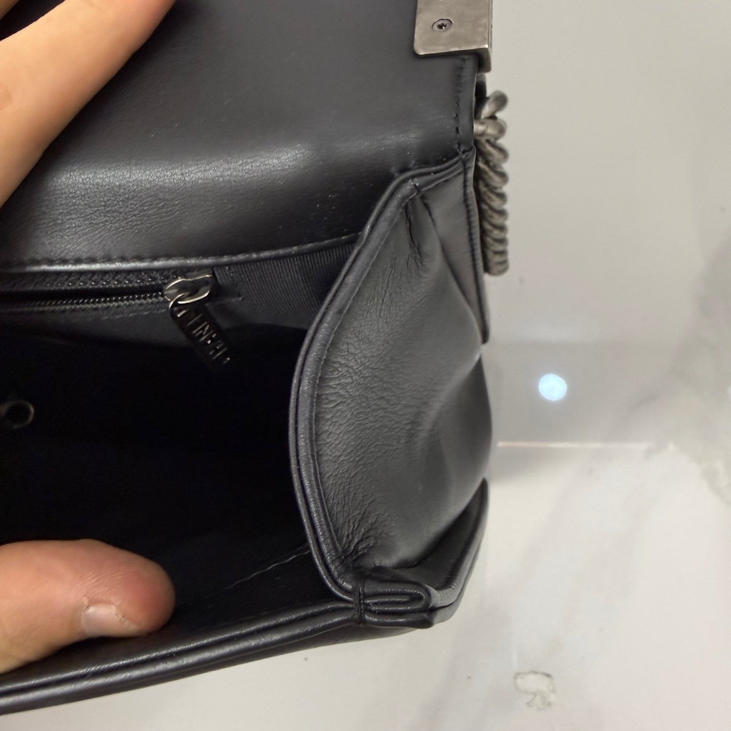 Chanel - Boy - Leather - Black - (large)