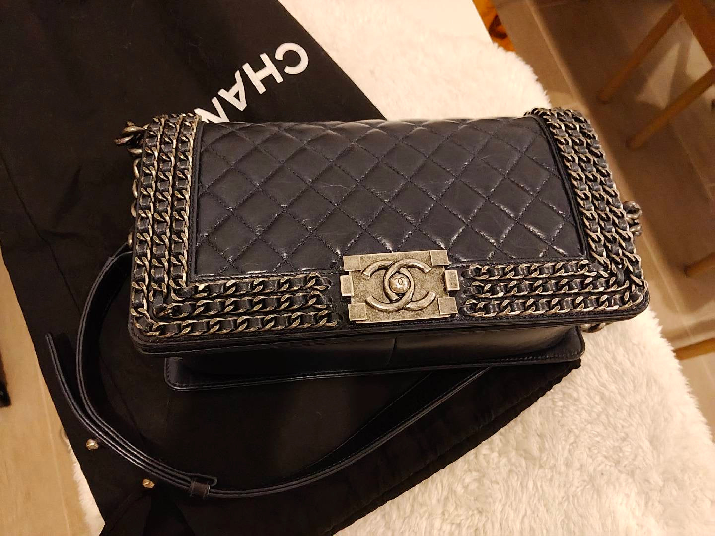 Chanel - Boy - Leather - Black - (medium)