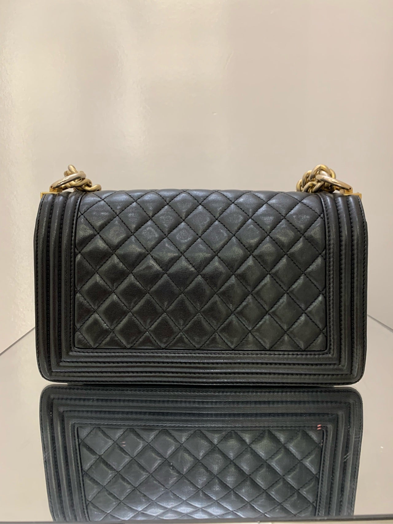 Chanel - Boy - Leather - Black - (Medium)