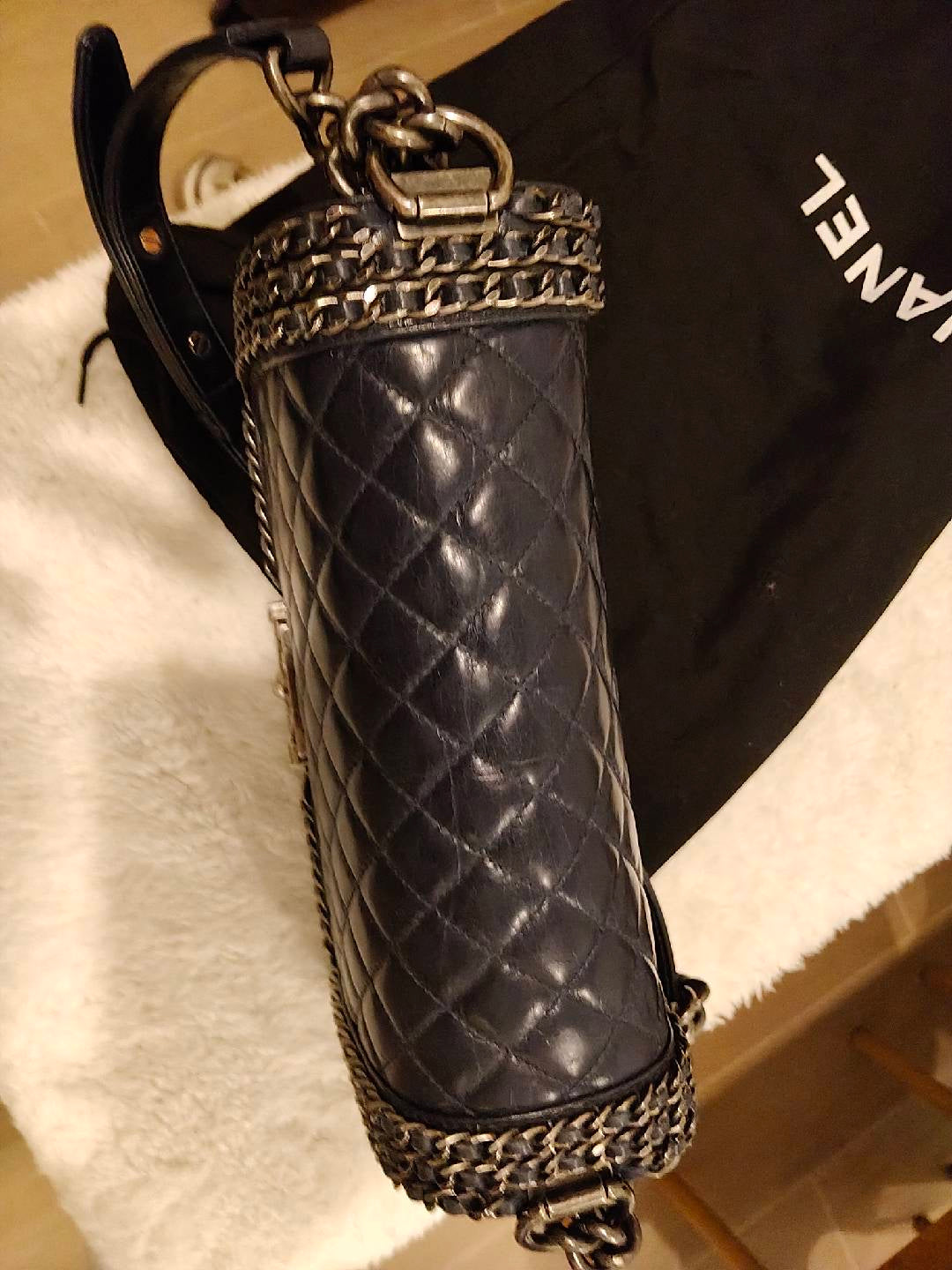 Chanel - Boy - Leather - Black - (medium)