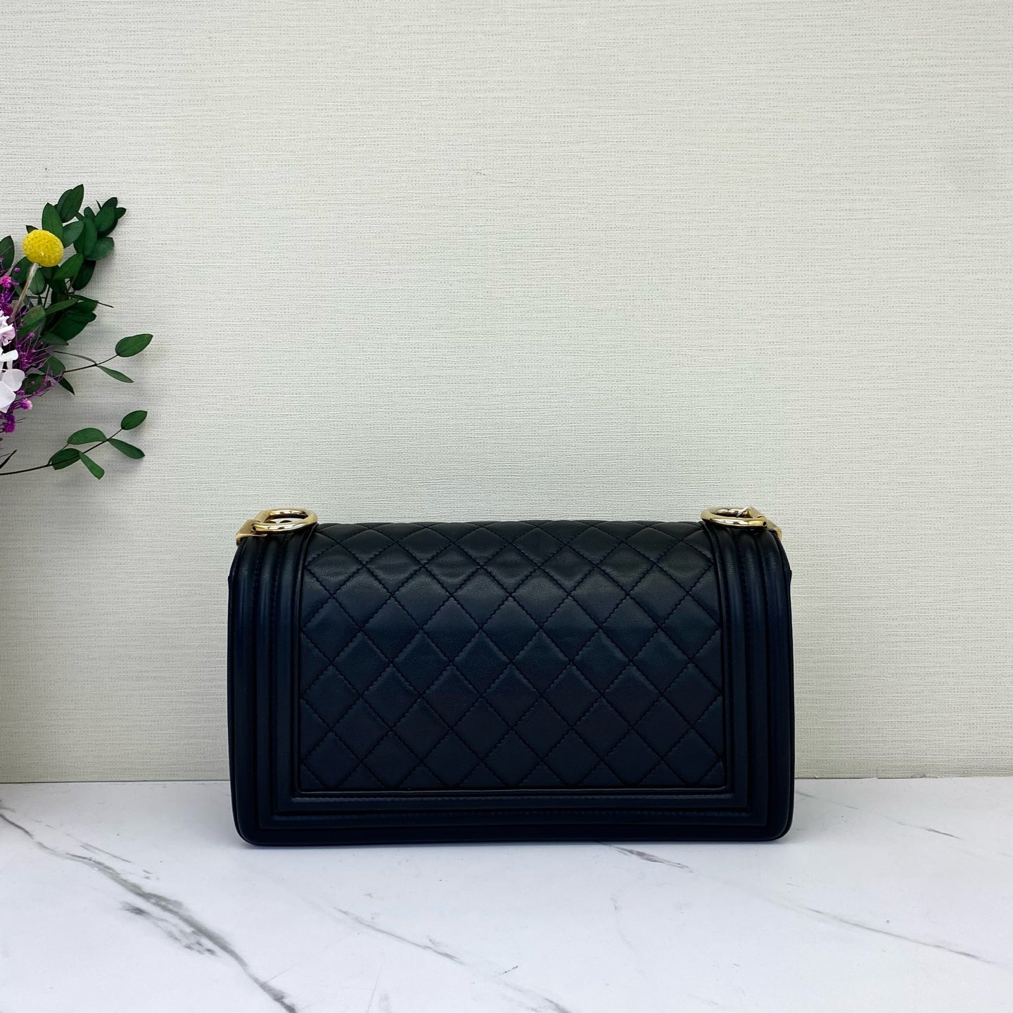 Chanel - Boy - Leather - Black - (medium)