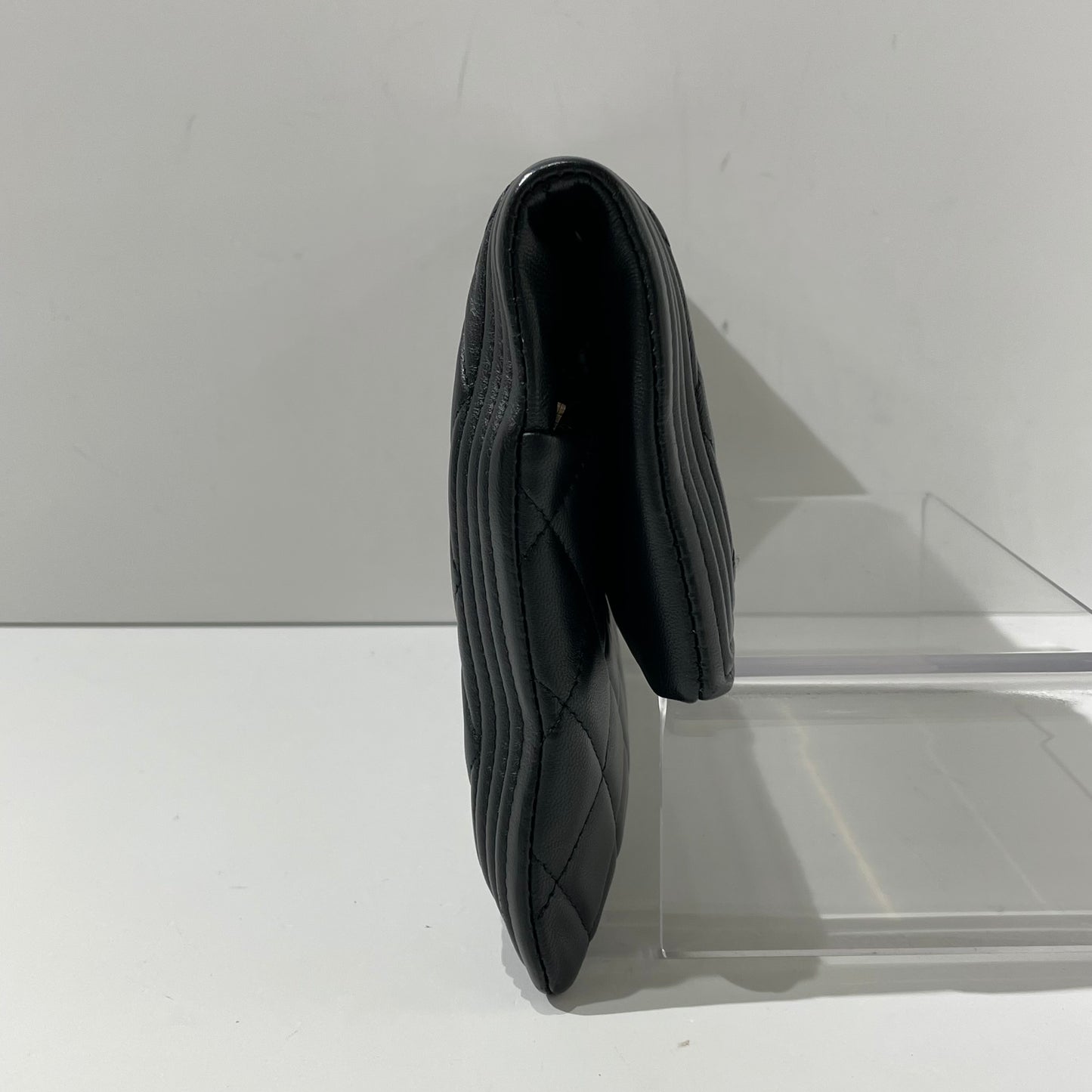 Chanel - Boy - Leather - Black - (Medium)