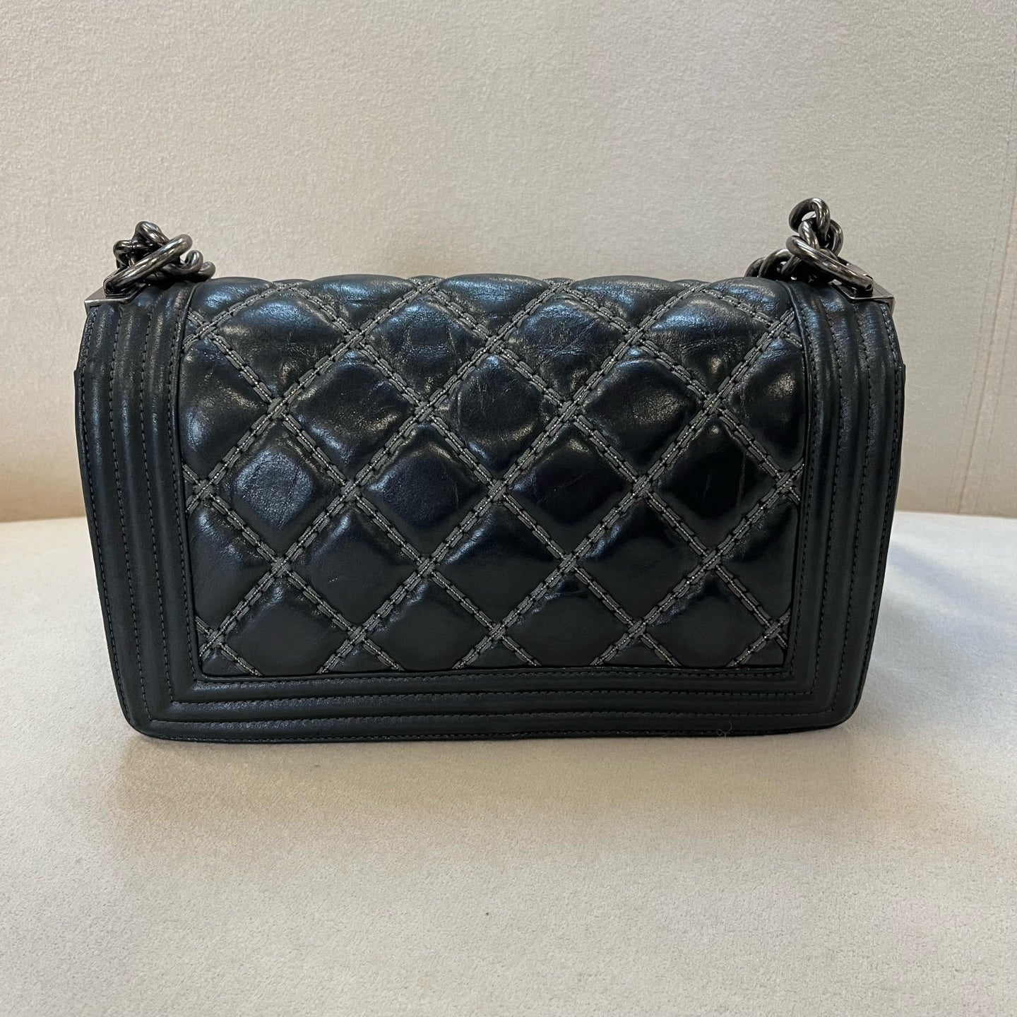 Chanel - Boy - Leather - Black - (medium)