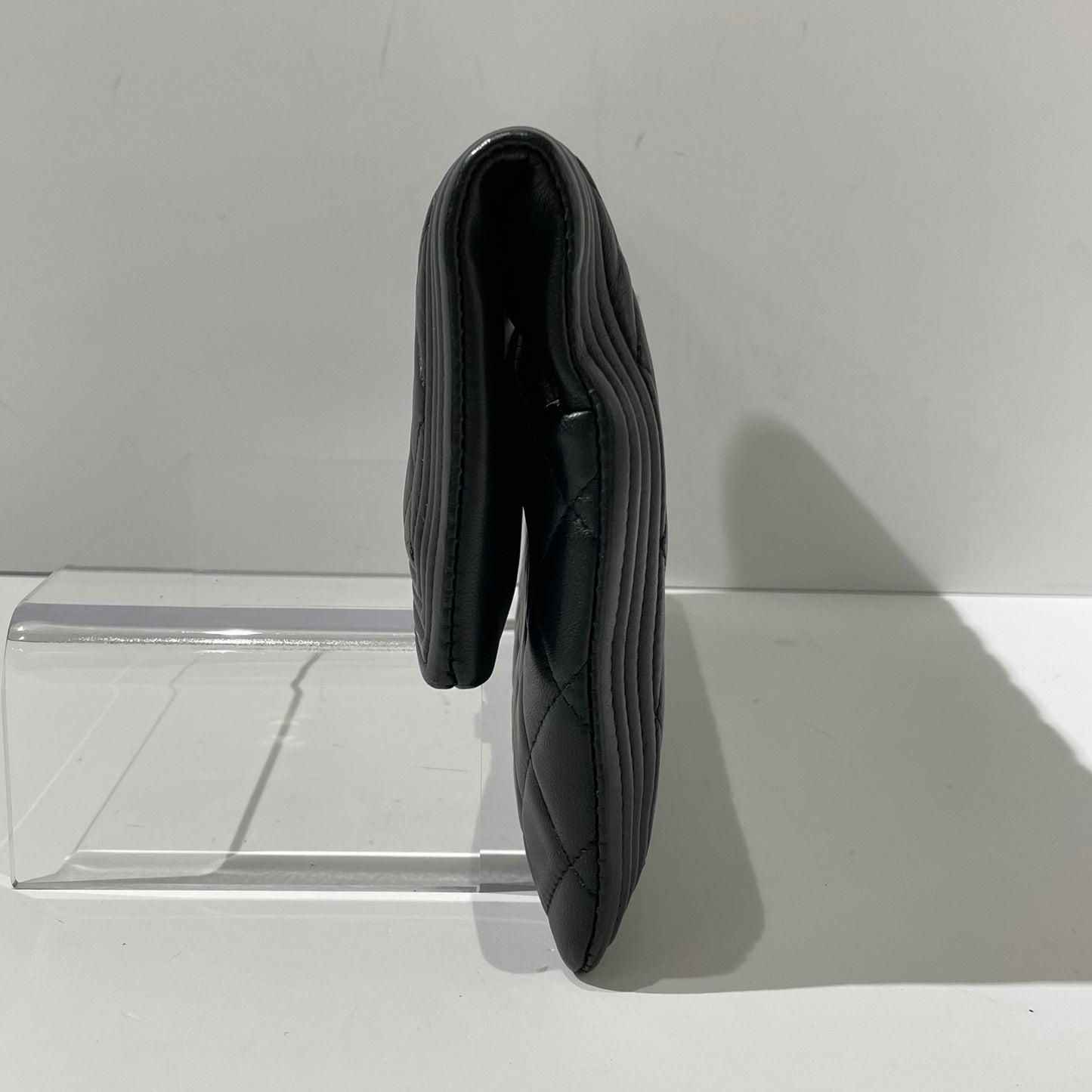 Chanel - Boy - Leather - Black - (Medium)
