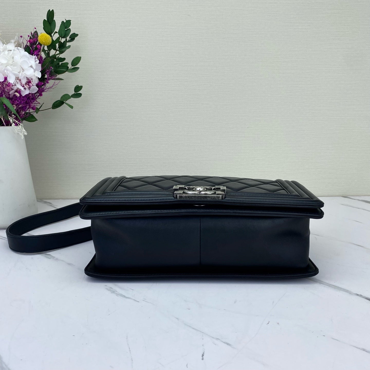 Chanel - Boy - Leather - Black - (medium)