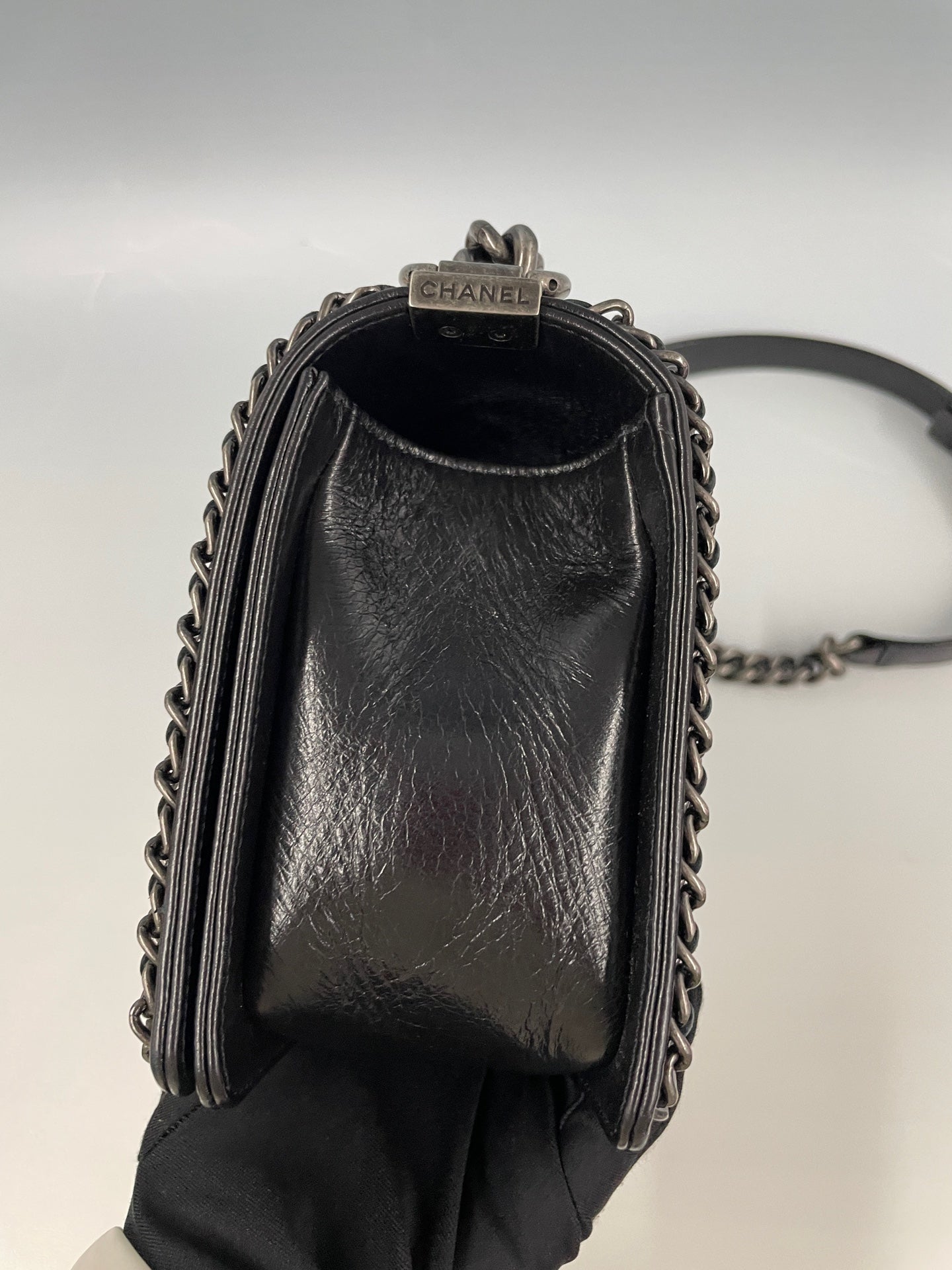 Chanel - Boy - Leather - Black - (Medium)