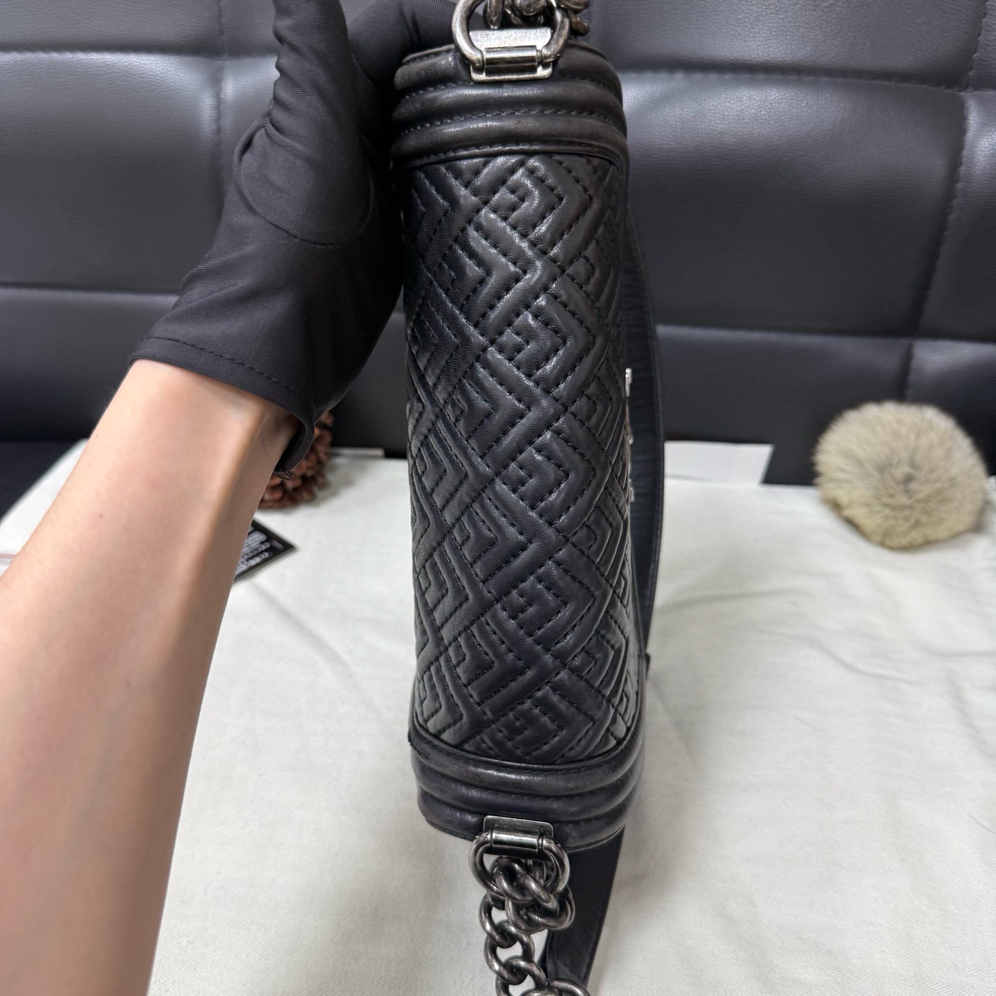 Chanel - Boy - Leather - Black - (medium)