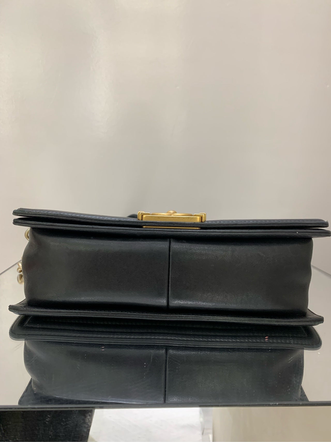 Chanel - Boy - Leather - Black - (Medium)