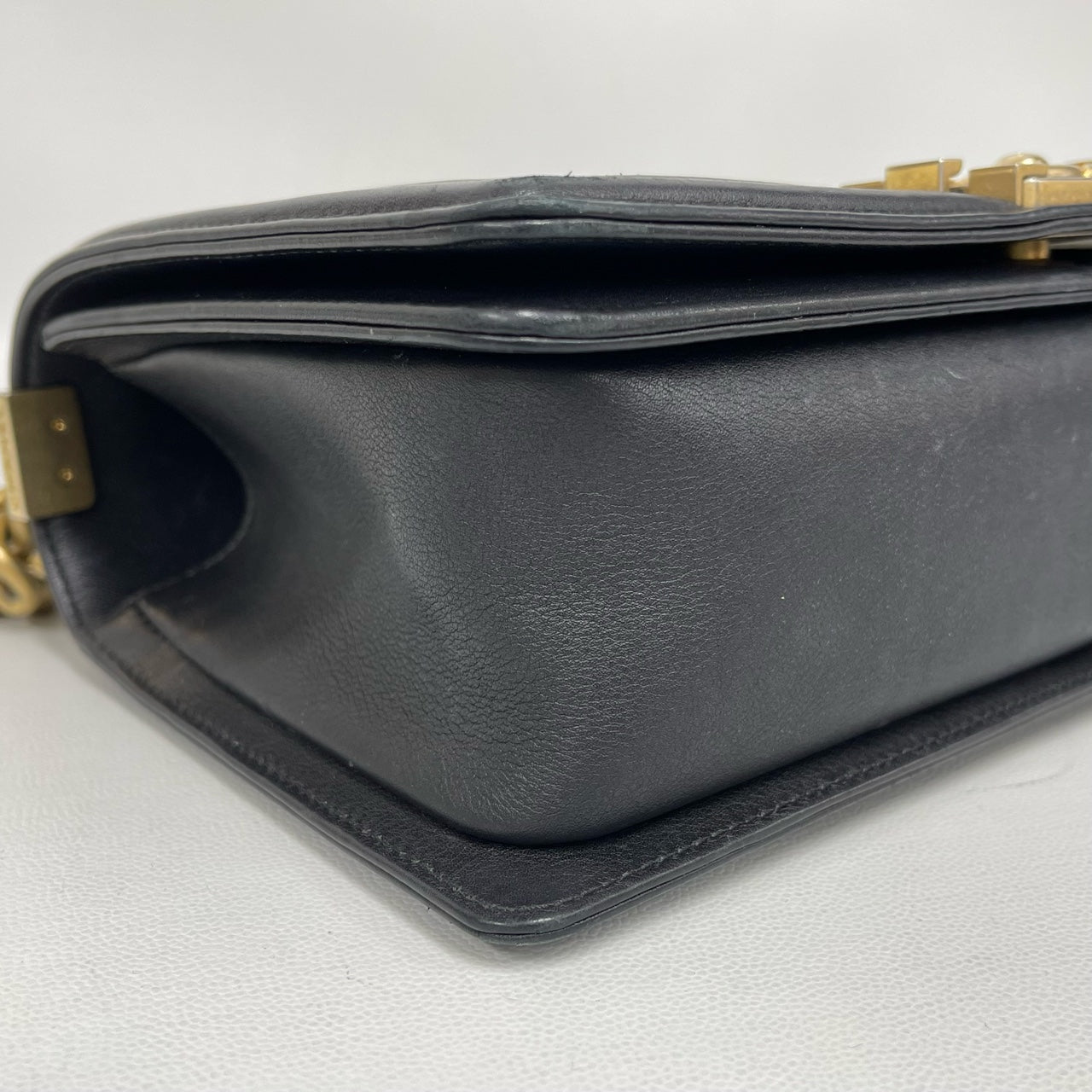 Chanel - Boy - Leather - Black - (medium)