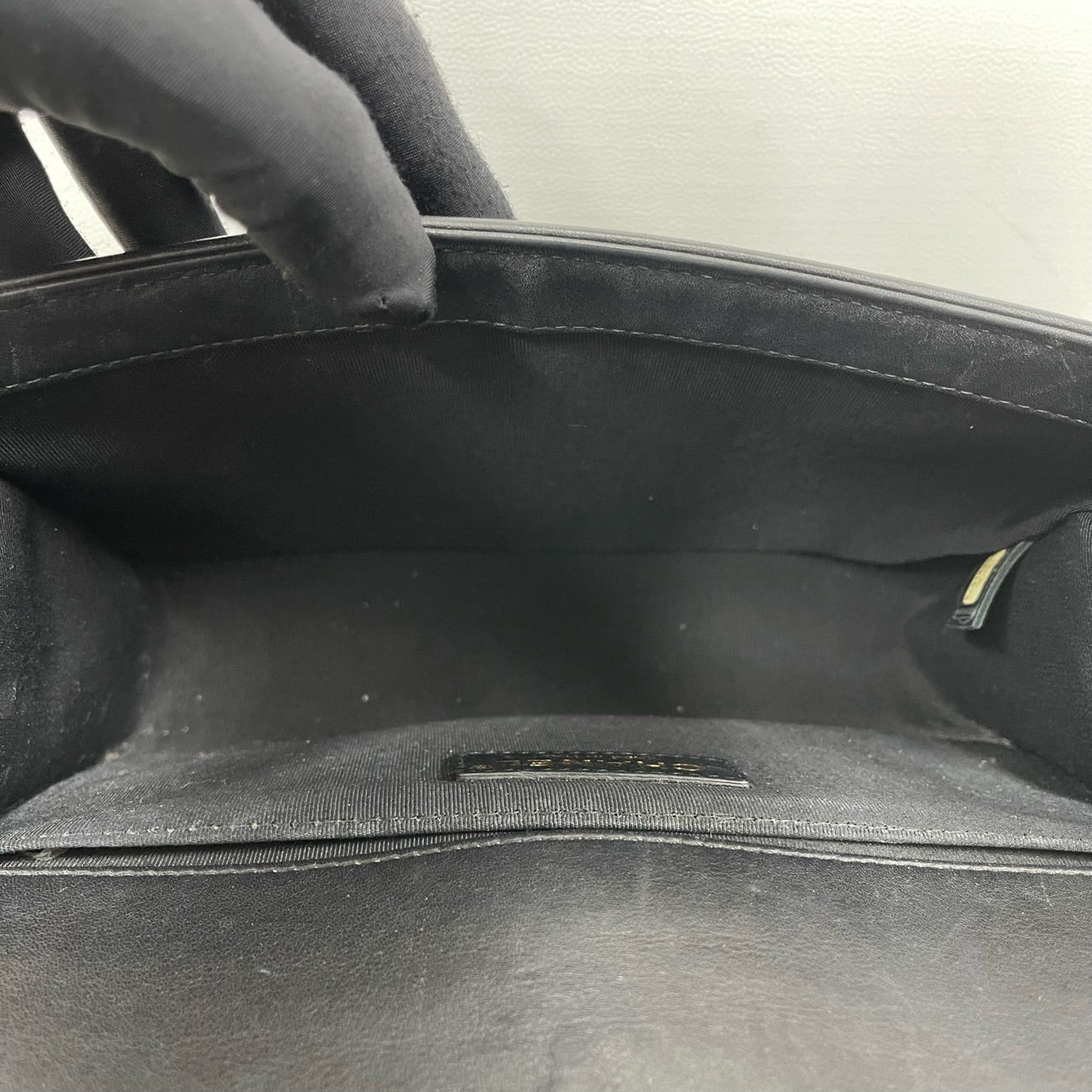 Chanel - Boy - Leather - Black - (medium)