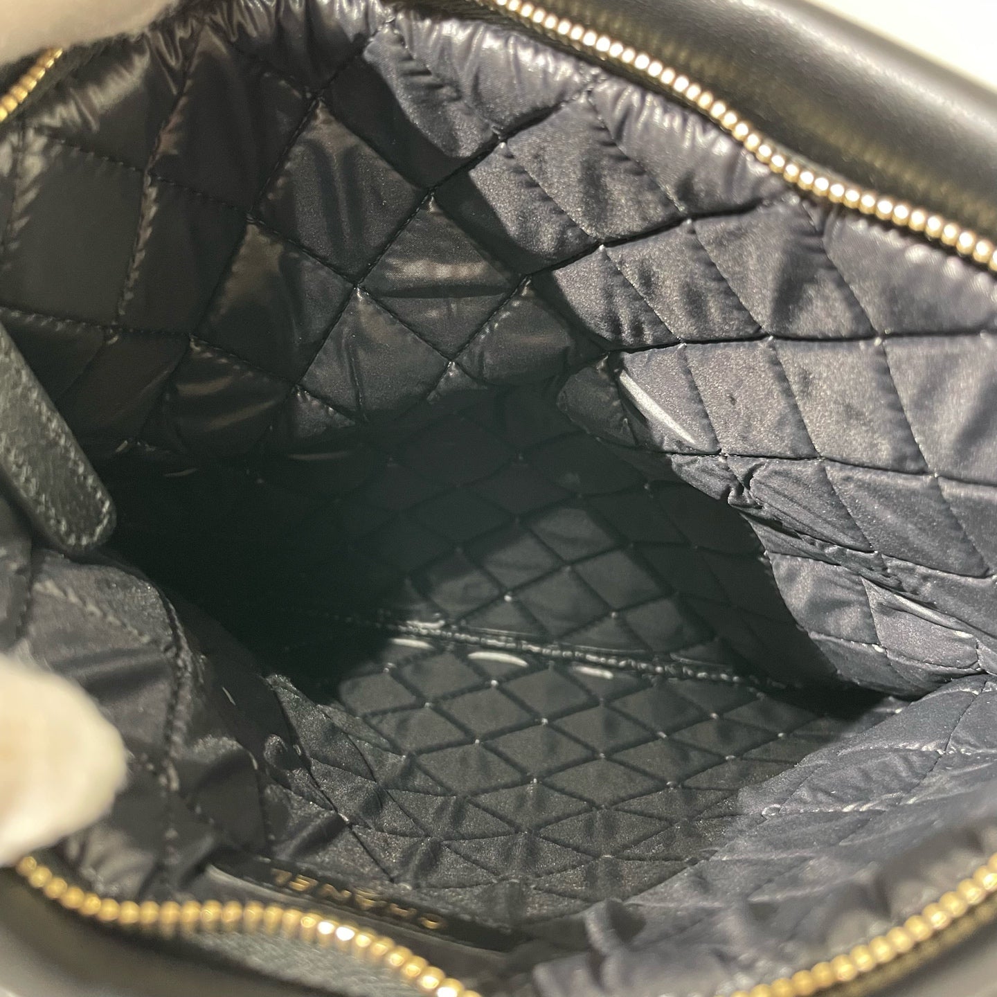 Chanel - Boy - Leather - Black - (Medium)