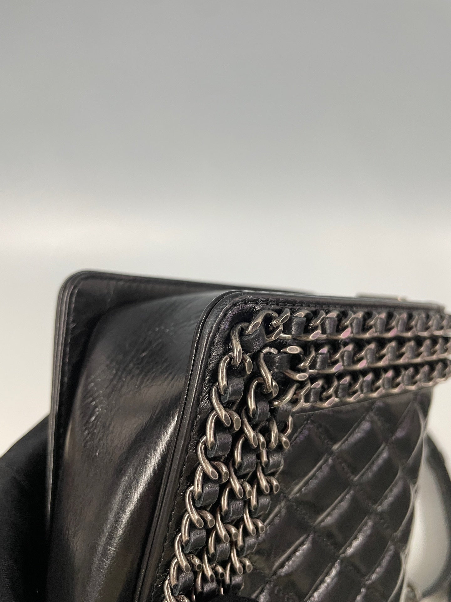 Chanel - Boy - Leather - Black - (Medium)