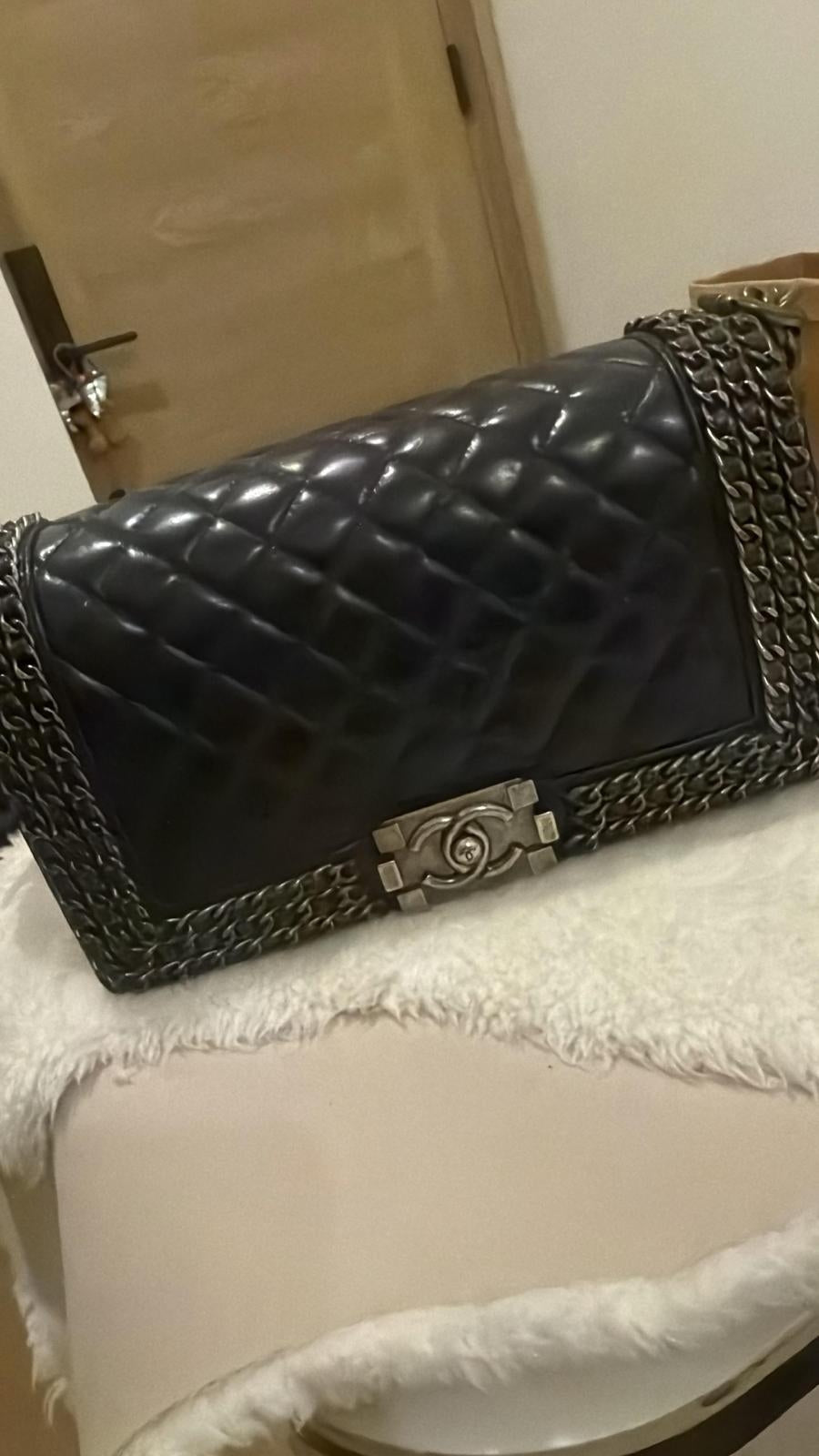 Chanel - Boy - Leather - Black - (medium)
