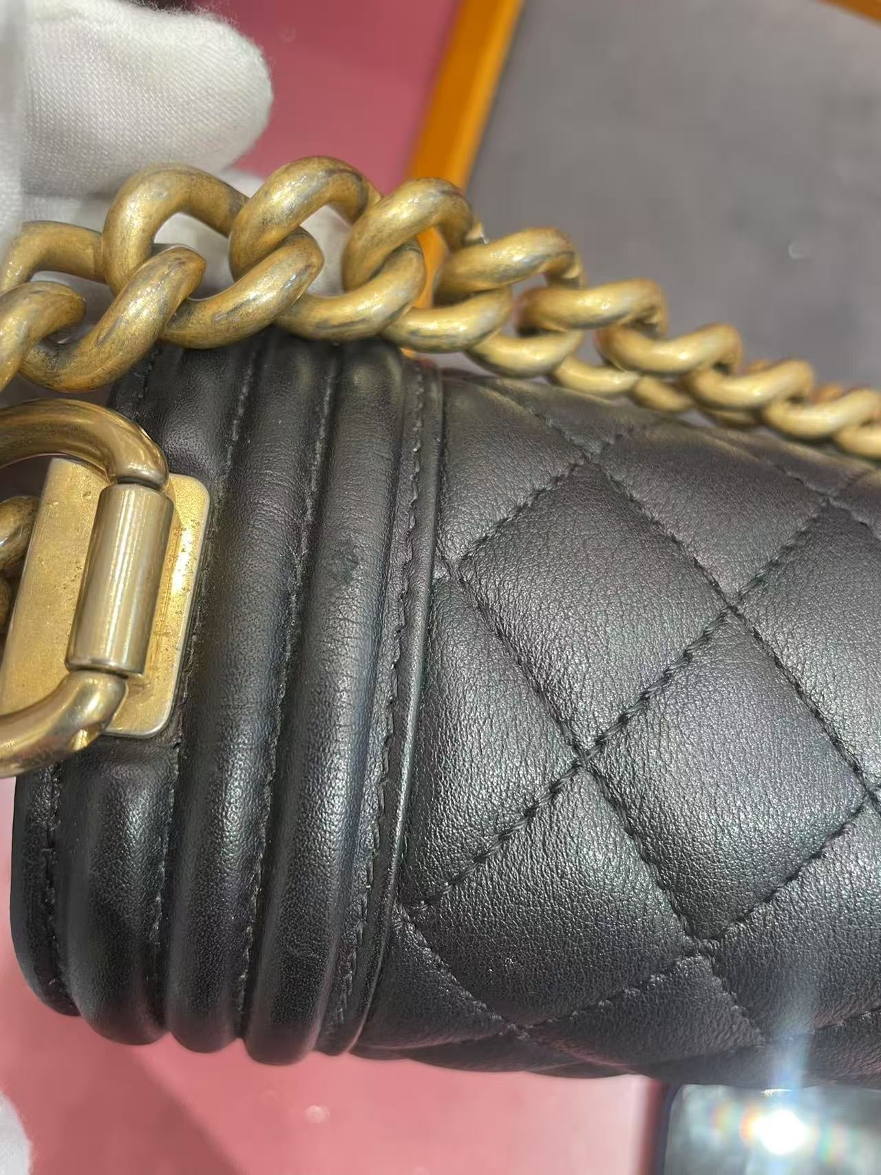 Chanel - Boy - Leather - Black - (medium)