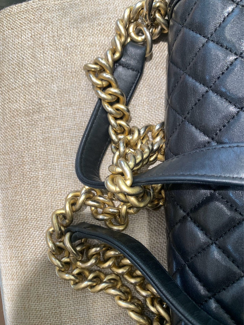 Chanel - Boy - Leather - Black - (Medium)