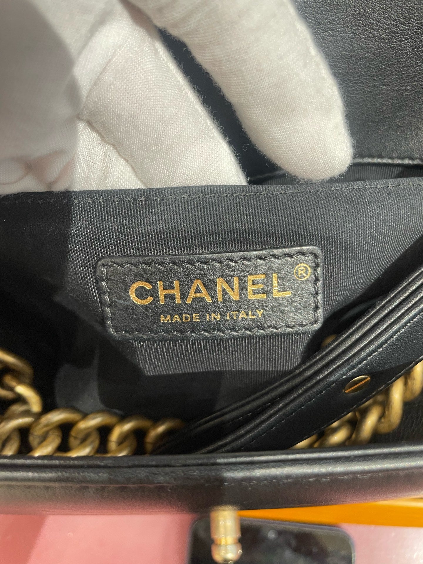Chanel - Boy - Leather - Black - (medium)