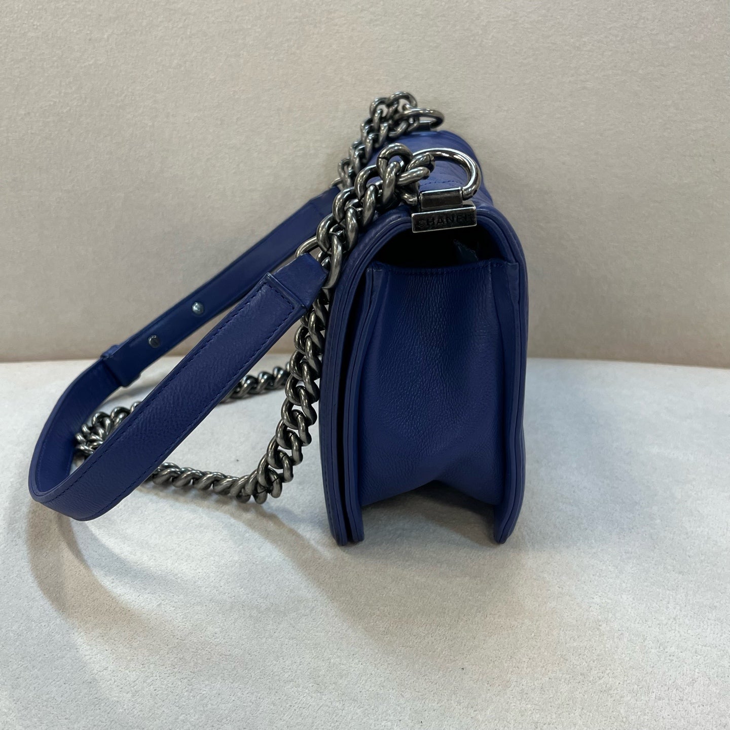 Chanel - Boy - Leather - Blue - (medium)
