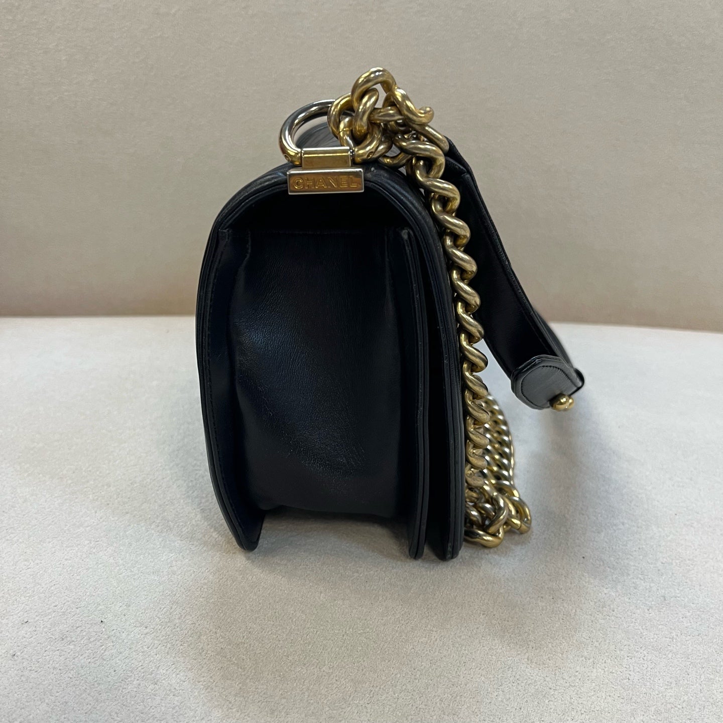 Chanel - Boy - Leather - Blue - (medium)