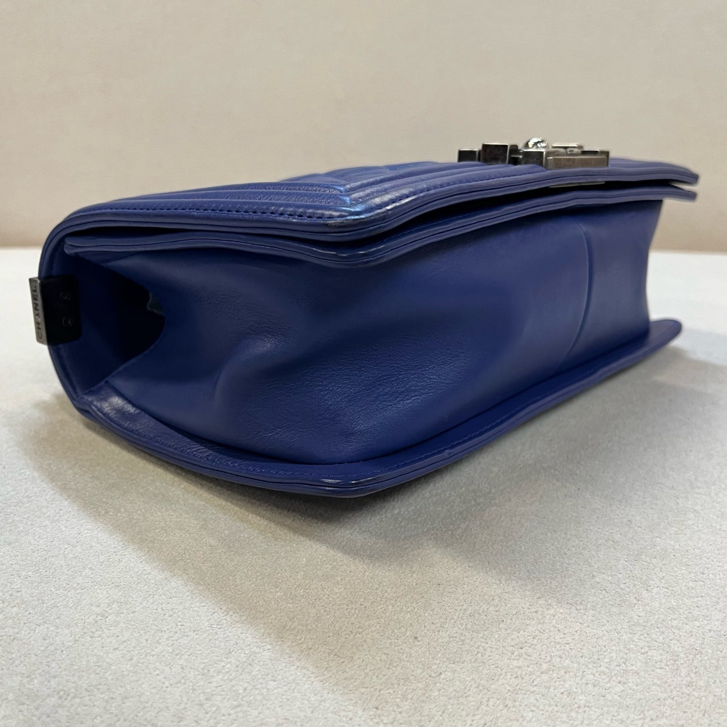 Chanel - Boy - Leather - Blue - (medium)