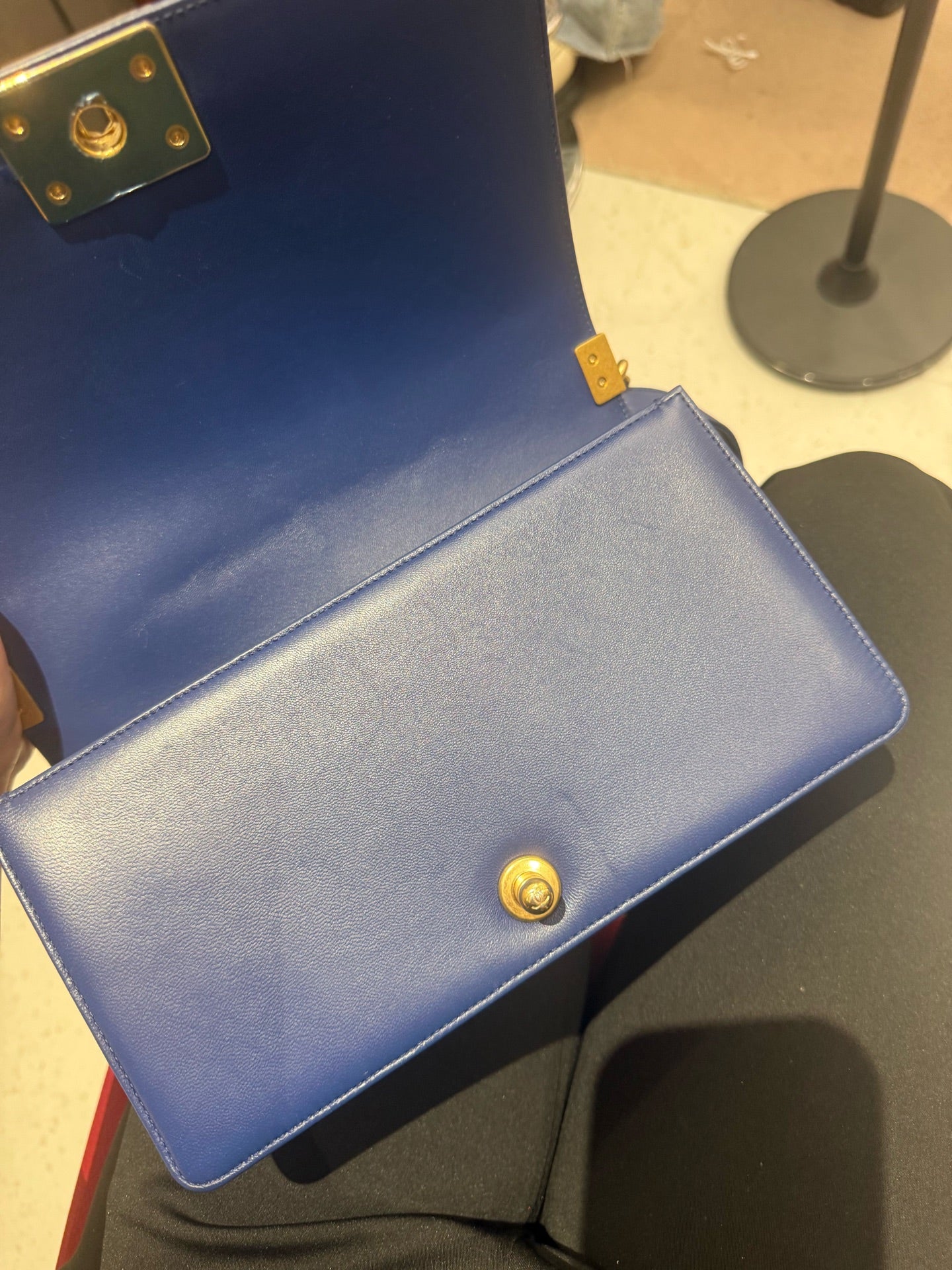 Chanel - Boy - Leather - Blue - (medium)
