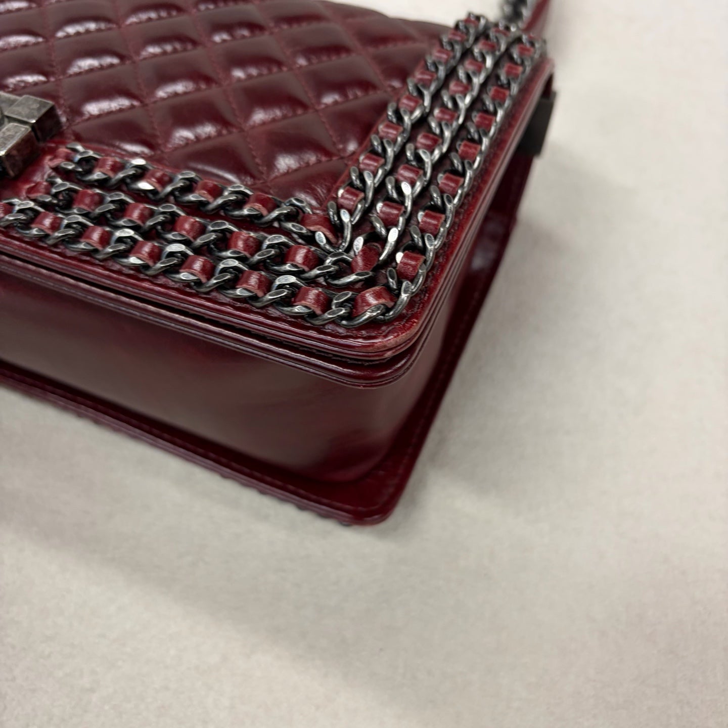 Chanel - Boy - Leather - Burgundy - (medium)