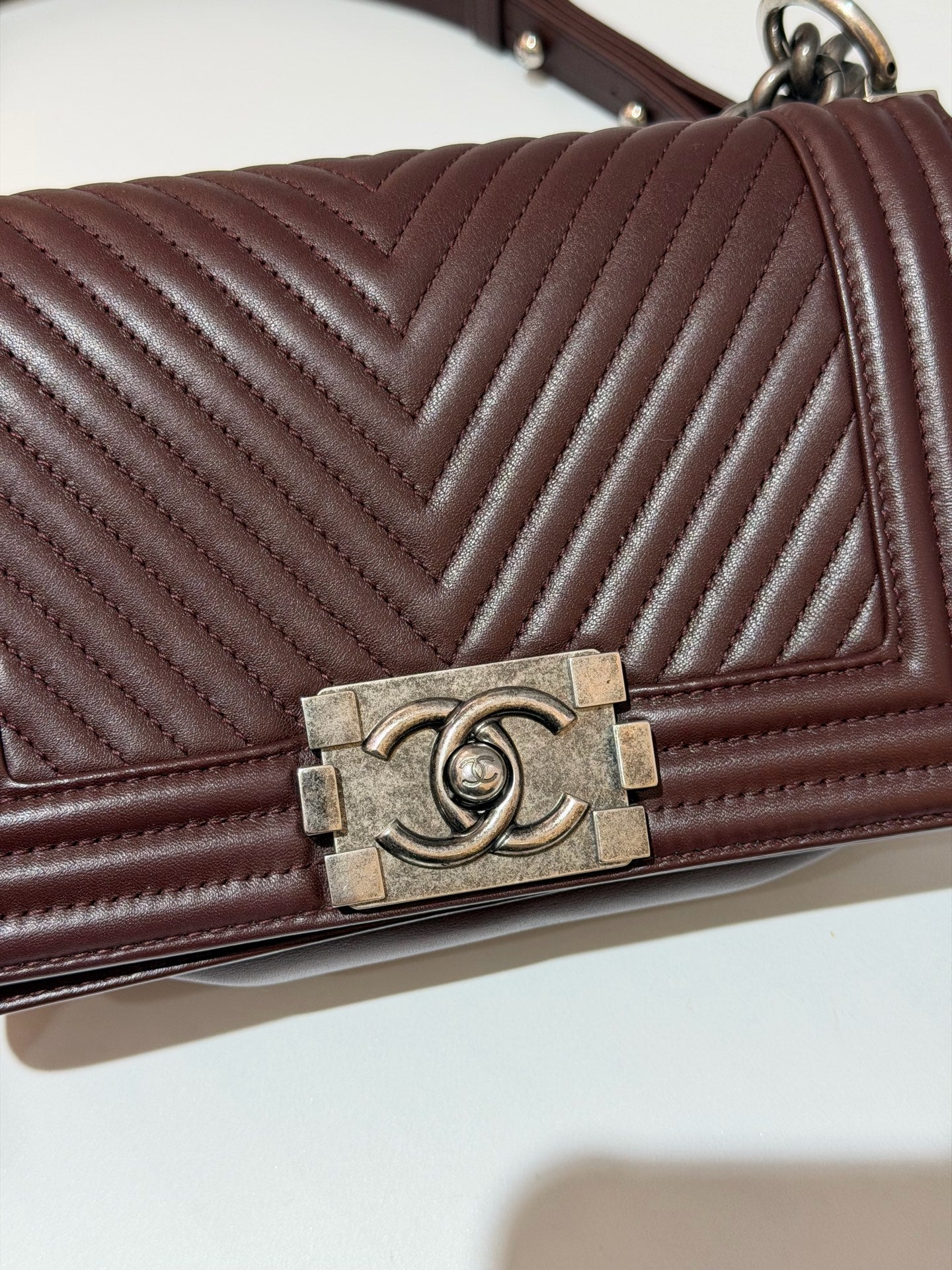 Chanel - Boy - Leather - Burgundy - (mini)
