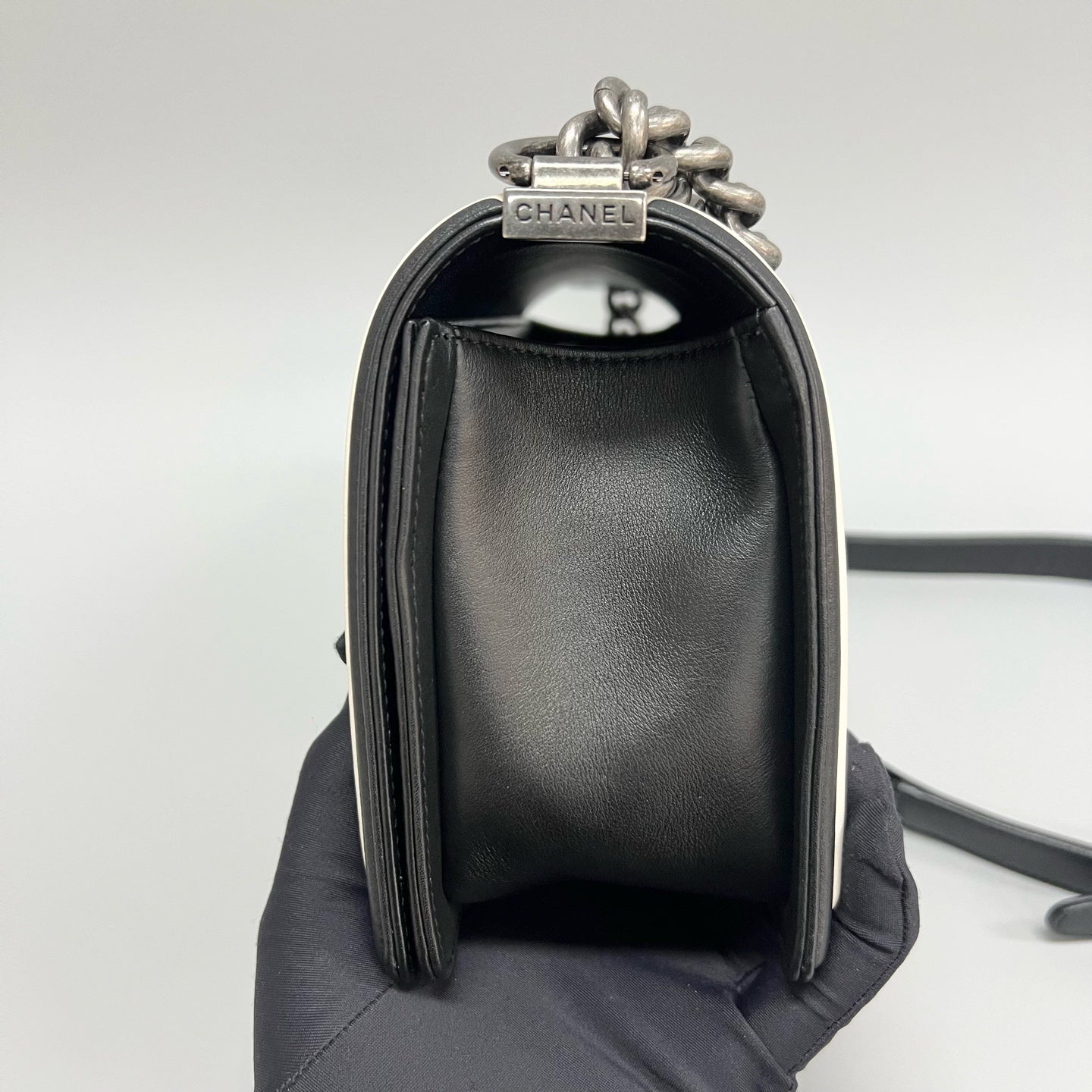 Chanel - Boy - Leather - Multicolour - (medium)