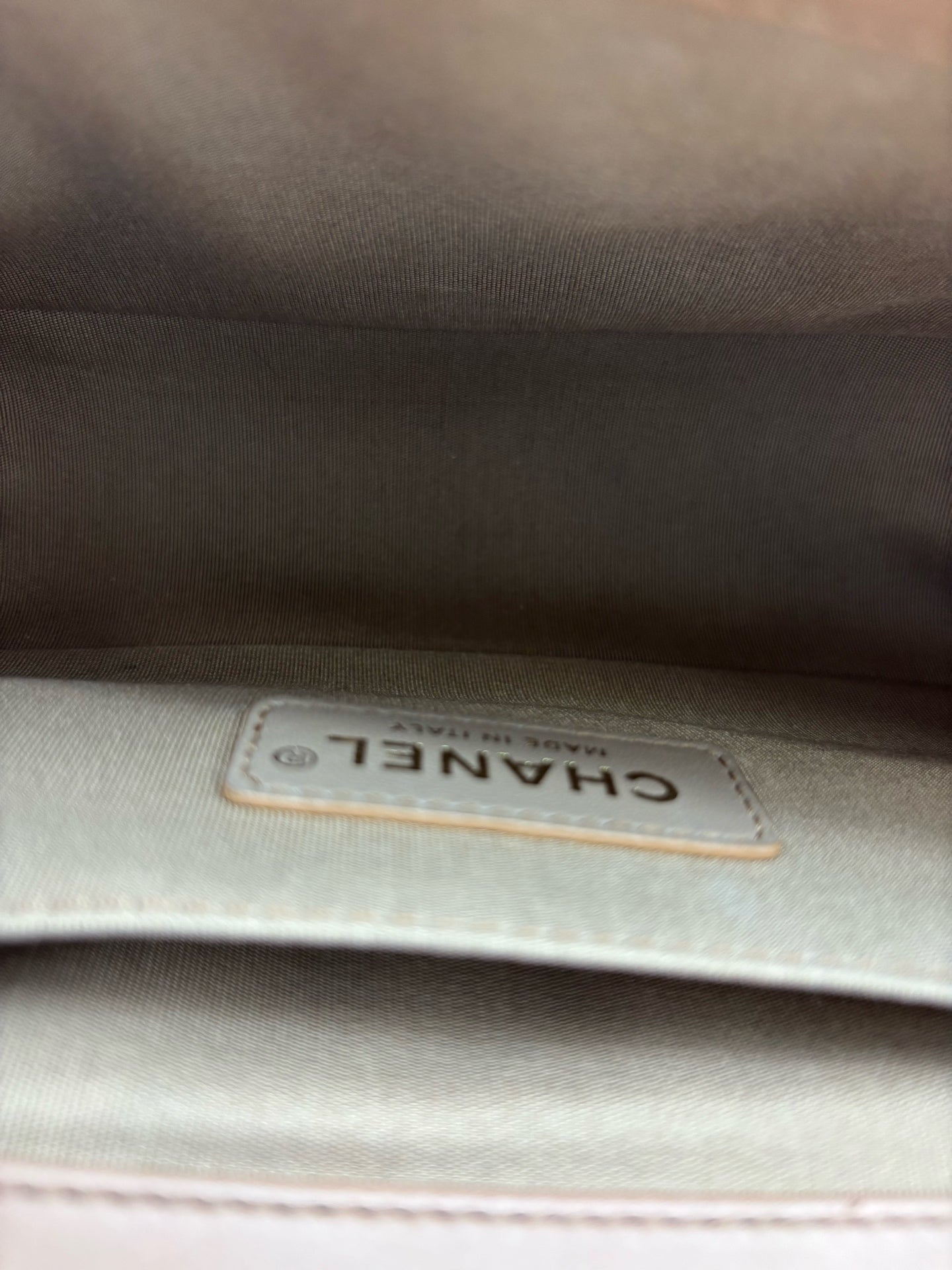 Chanel - Boy - Leather - Pink - (medium)
