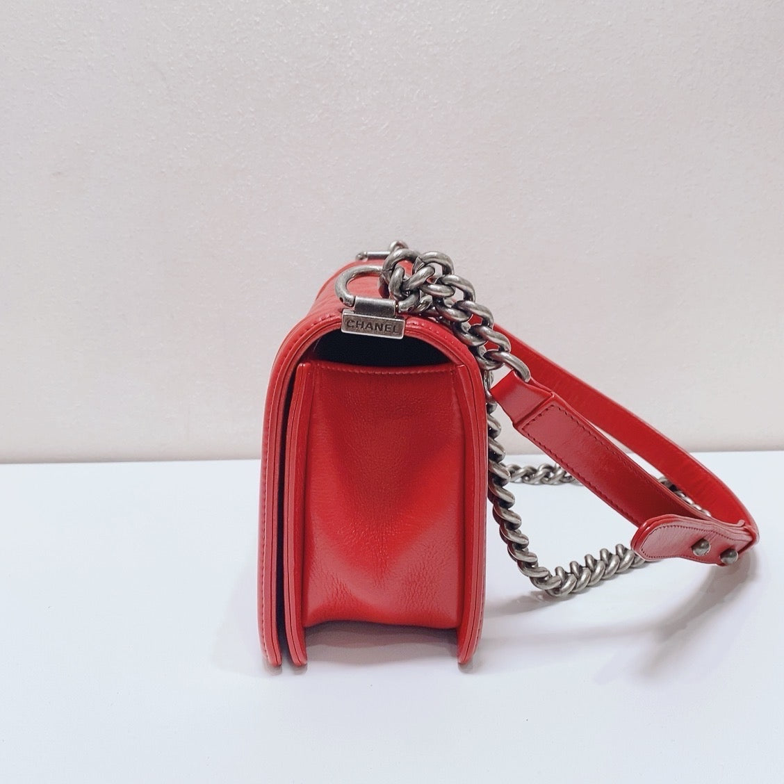 Chanel - Boy - Leather - Red - (medium)