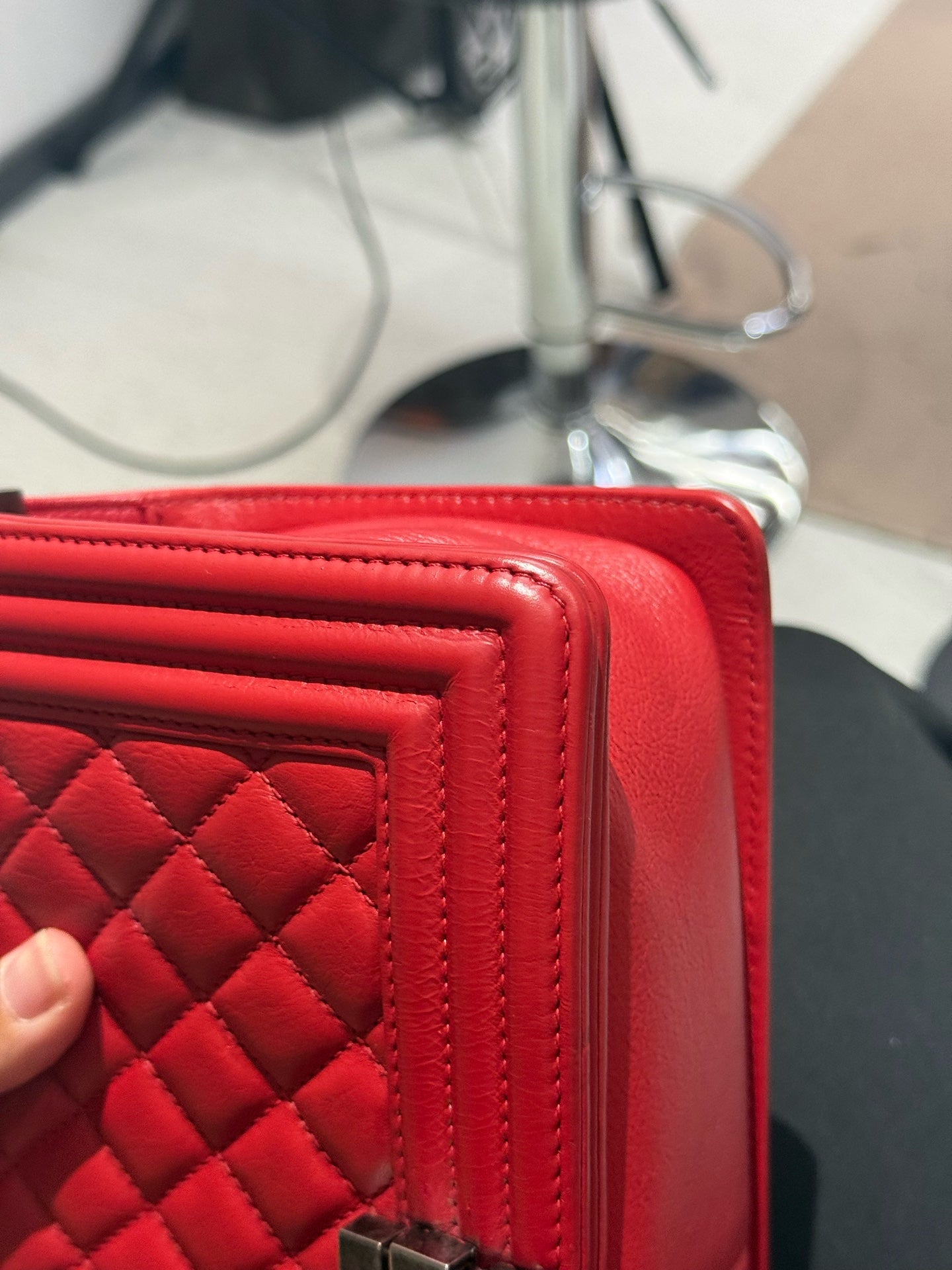 Chanel - Boy - Leather - Red - (medium)