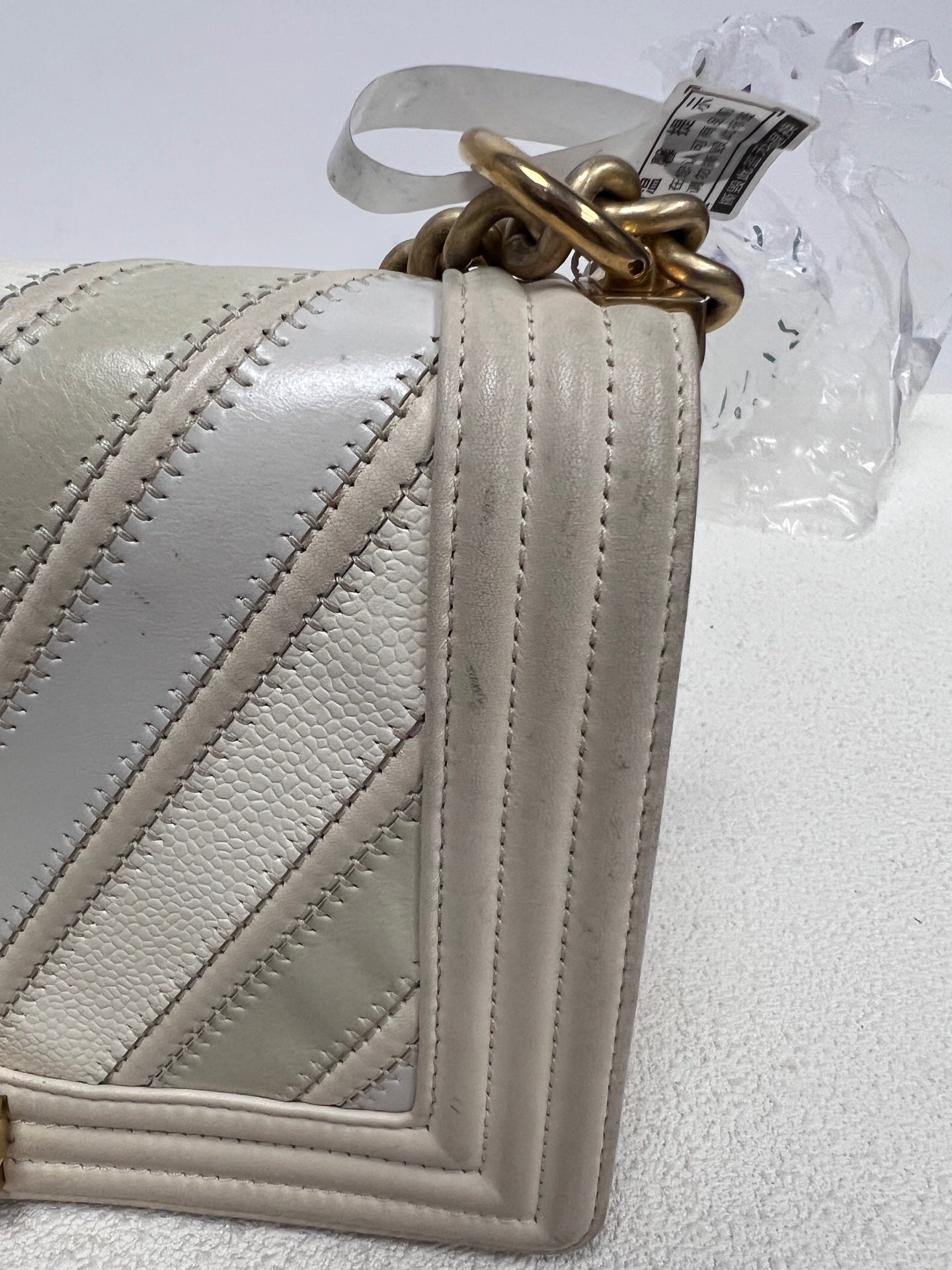 Chanel - Boy - Leather - White - (medium)