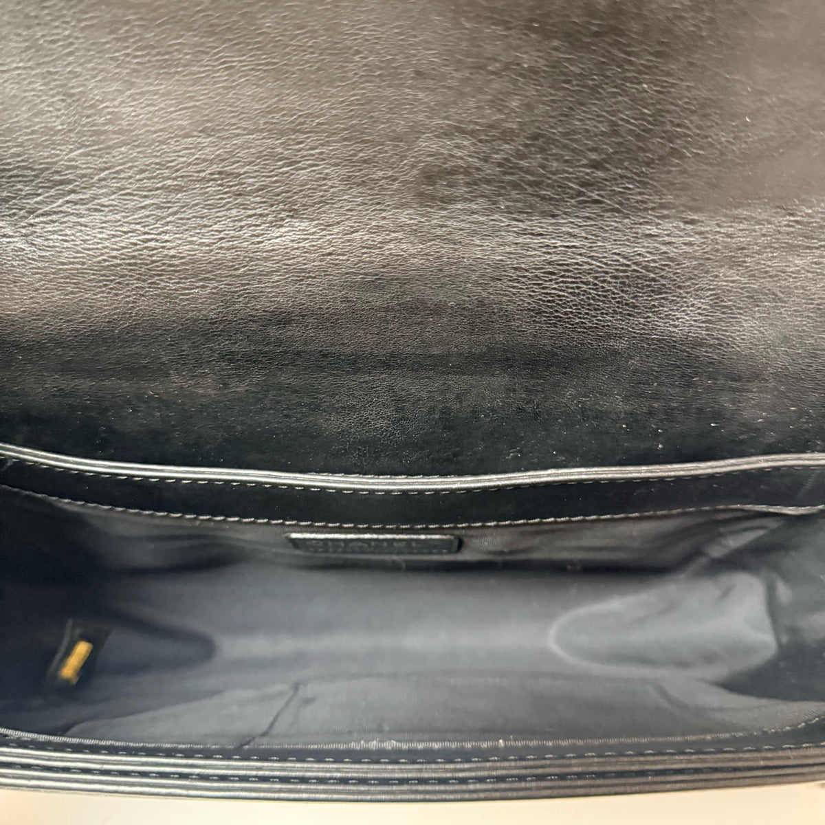 Chanel - Boy Medium - Leather - Black - (medium)
