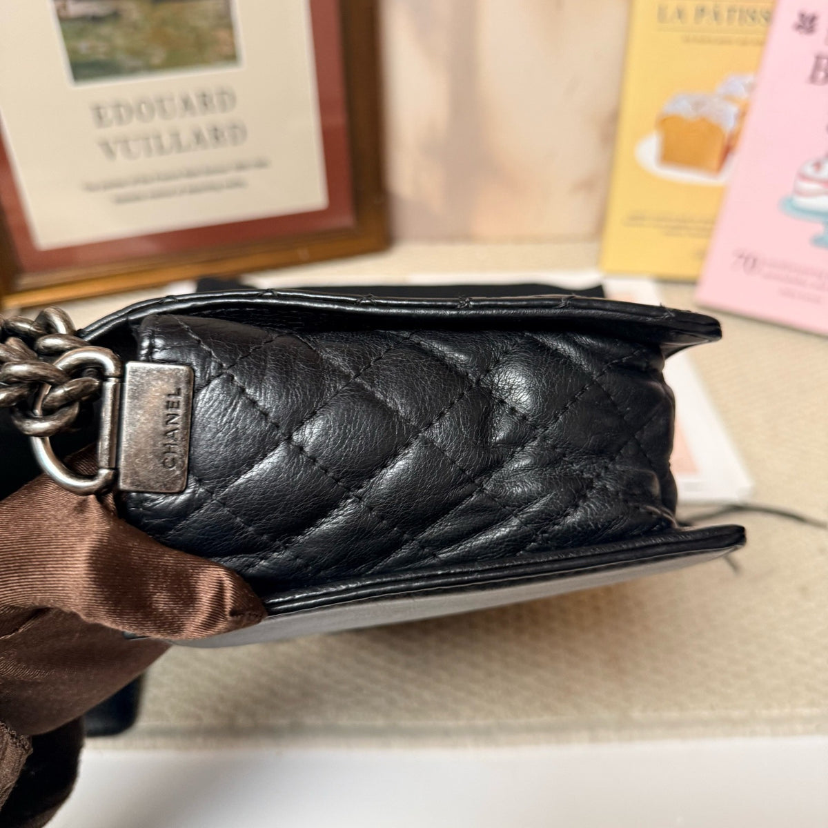 Chanel - Boy Medium - Leather - Black - (medium)