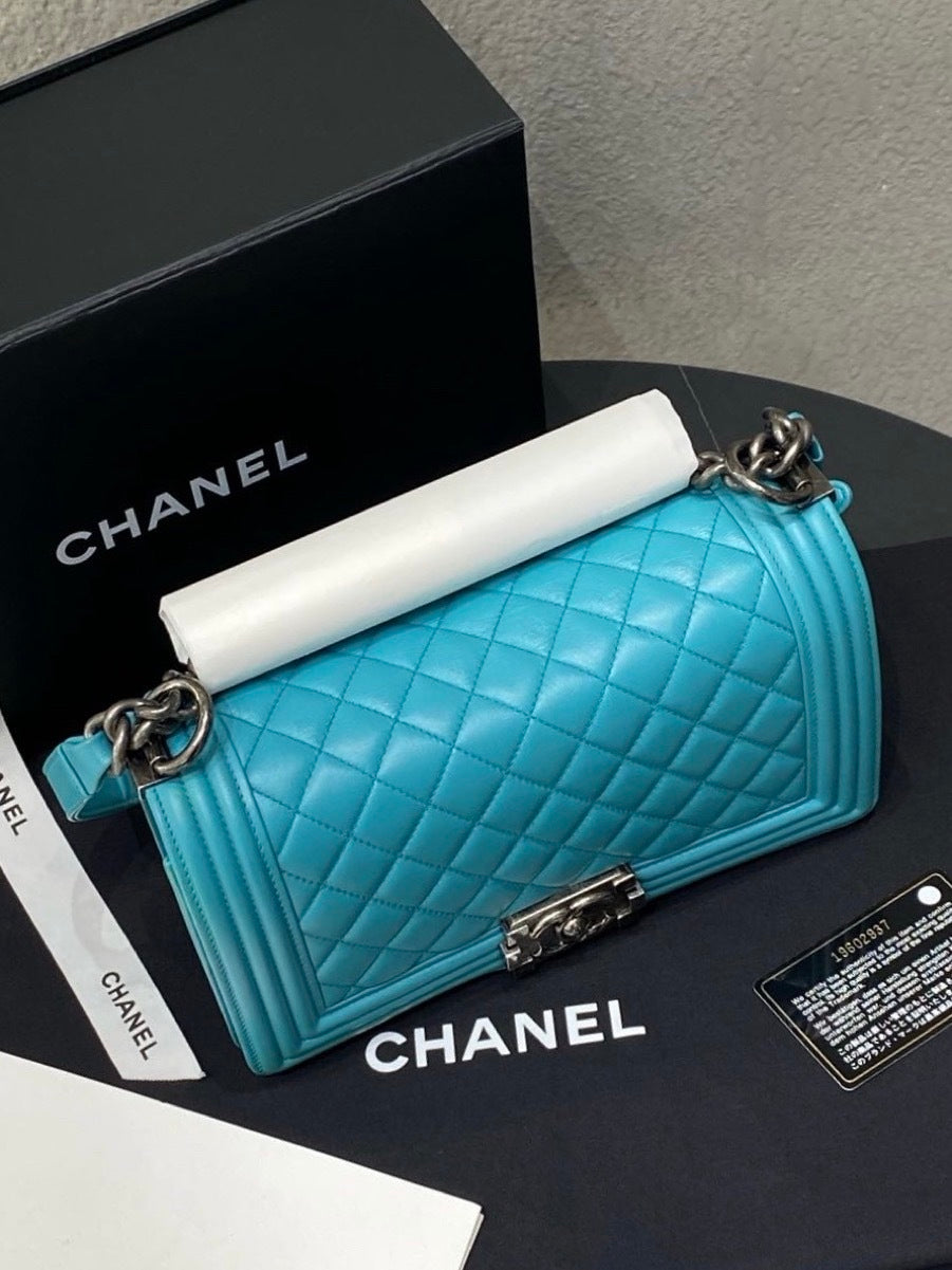 Chanel - Boy Medium - Leather - Blue - (Medium)