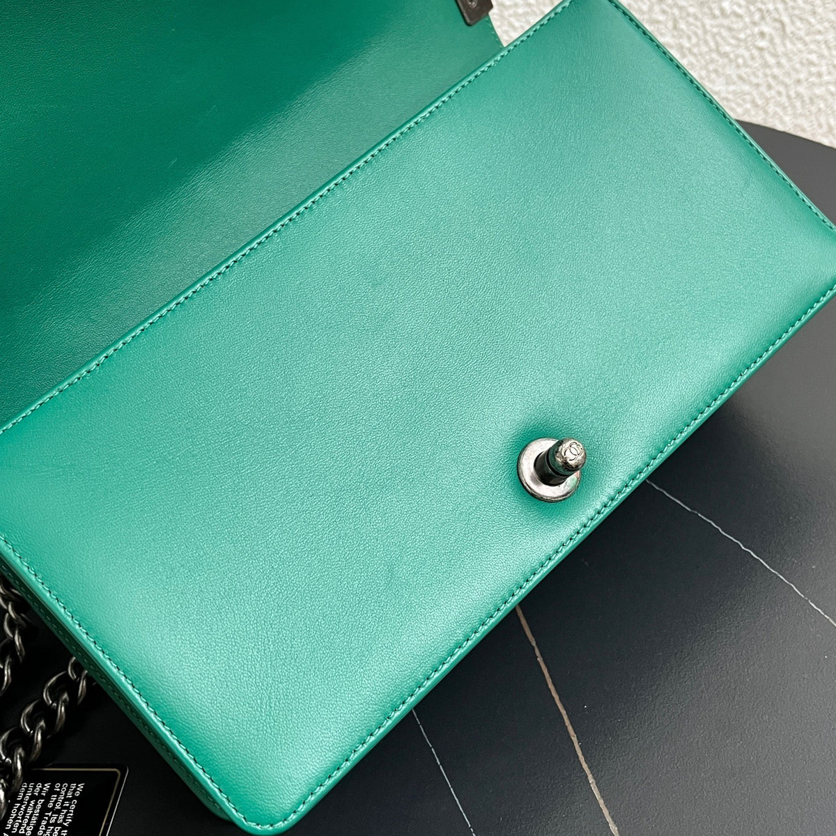 Chanel - Boy Medium - Leather - Green - (medium)